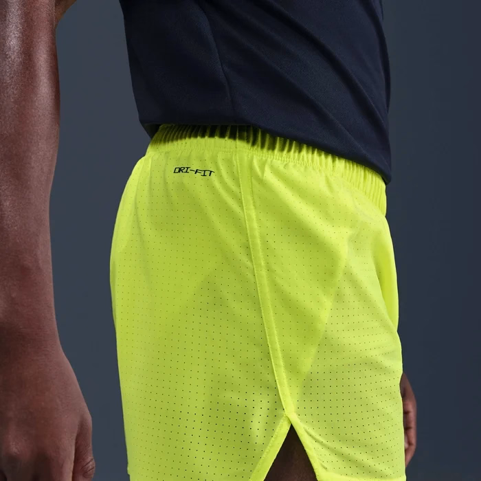Шорти чоловічі Nike Fast Men's Dri-FIT 8cm (approx.) Brief-Lined Running Shorts FN3355-702 — фото 4