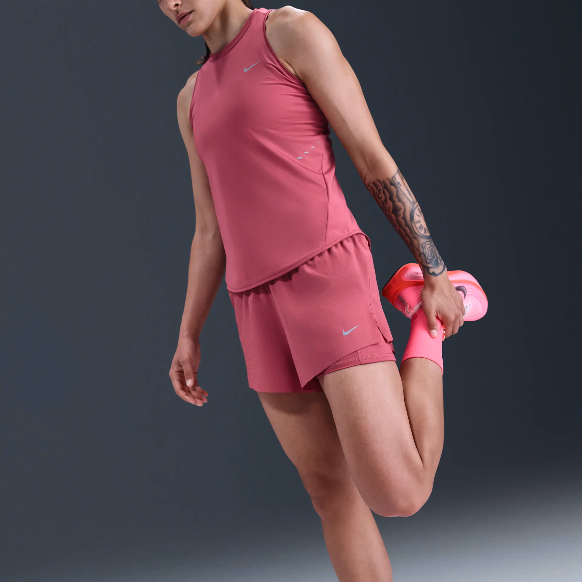 Шорти жіночі Nike Swift Women's Dri-FIT Mid-Rise 2-in-1 Running Shorts HJ5376-634