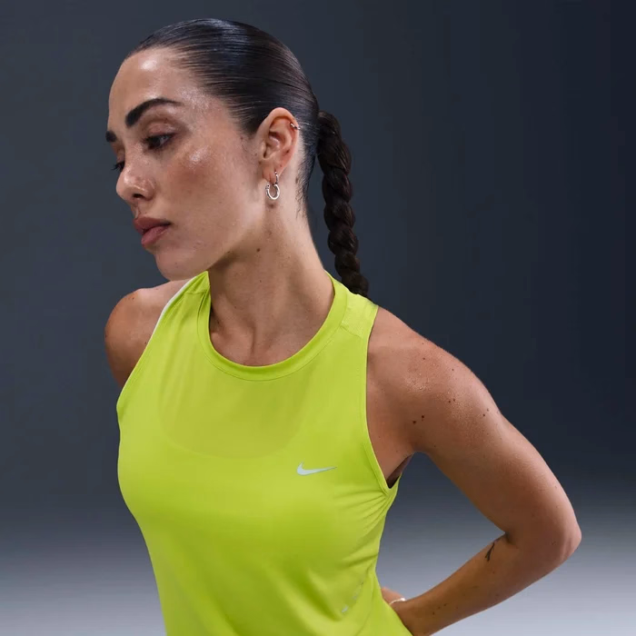 Майка Nike SwiftWomen's Dri-FIT Running Tank Top HQ0620-389