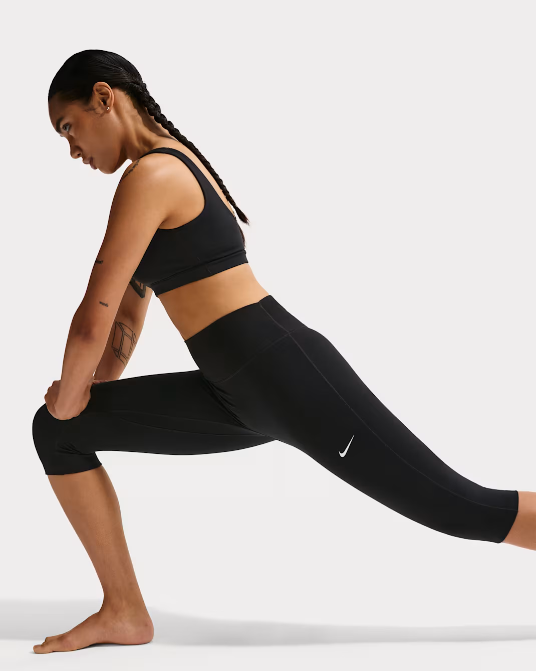 Легінси Nike One Women's High-Waisted Capri Leggings IO1281-010 — фото 3