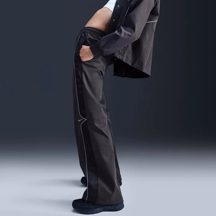 Штани жіночі Nike Sportswear Woven Pants Black HQ3751-010 — фото 4