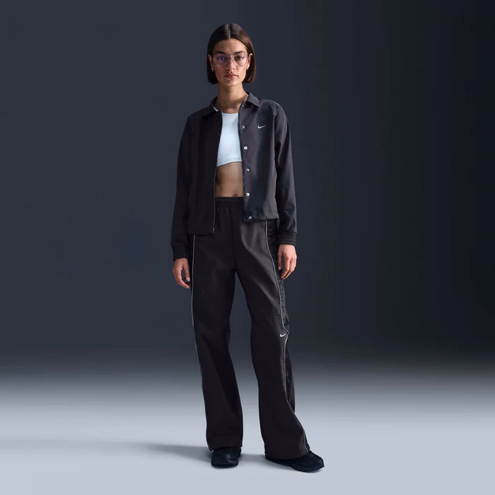 Штани жіночі Nike Sportswear Woven Pants Black HQ3751-010