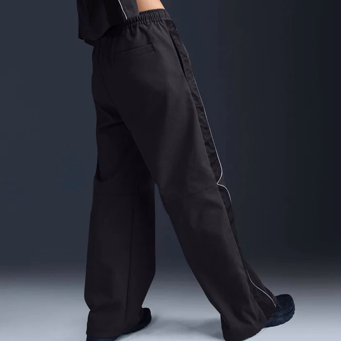 Штани жіночі Nike Sportswear Woven Pants Black HQ3751-010 — фото 2