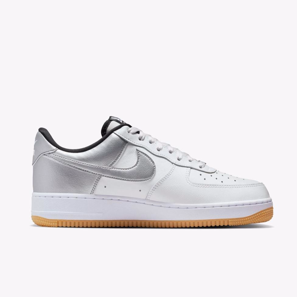 Кросівки чоловічі Nike Air Force 1 '07 LV8 White/Black/Metallic Silver/White/Gum Yellow IB6847-100 — фото 3
