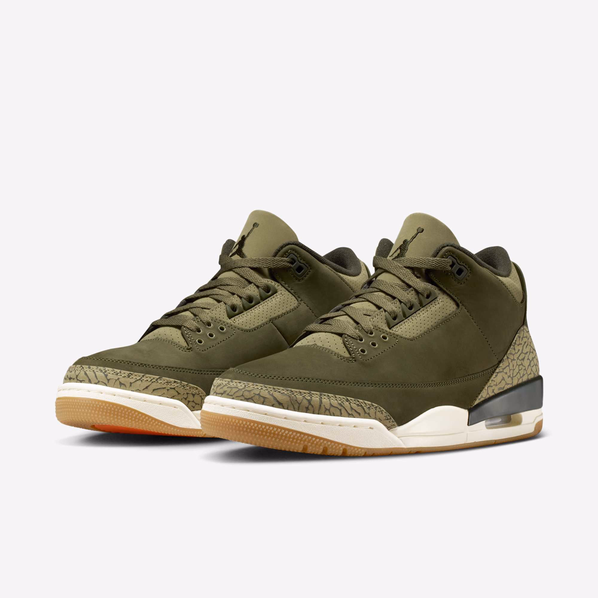 Кросівки чоловічі Air Jordan 3 Retro Olive DN3707-202 — фото 2