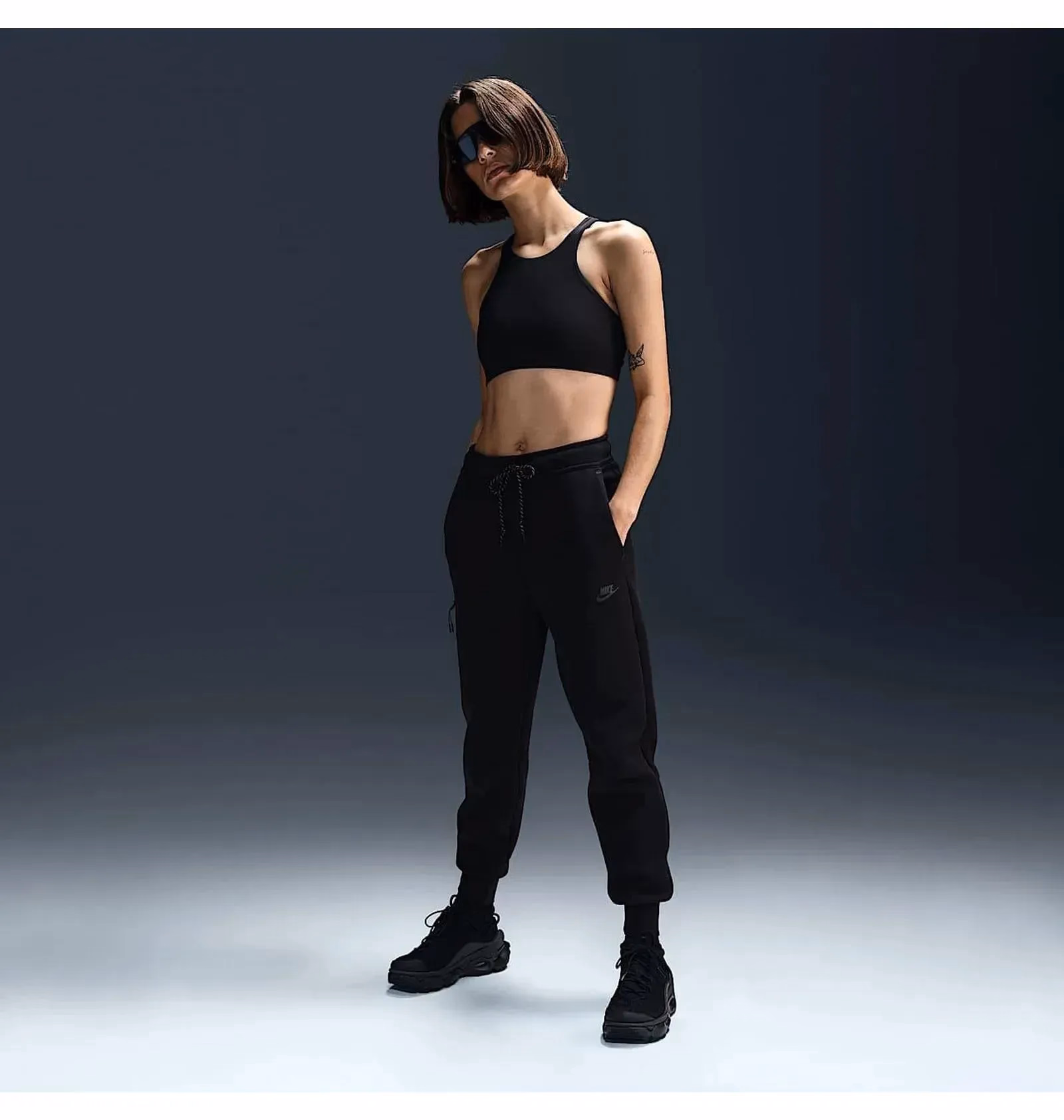  Спортивний костюм  жіночий Nike Tech Fleece Black HV6747-010__HV6779-010 — фото 5