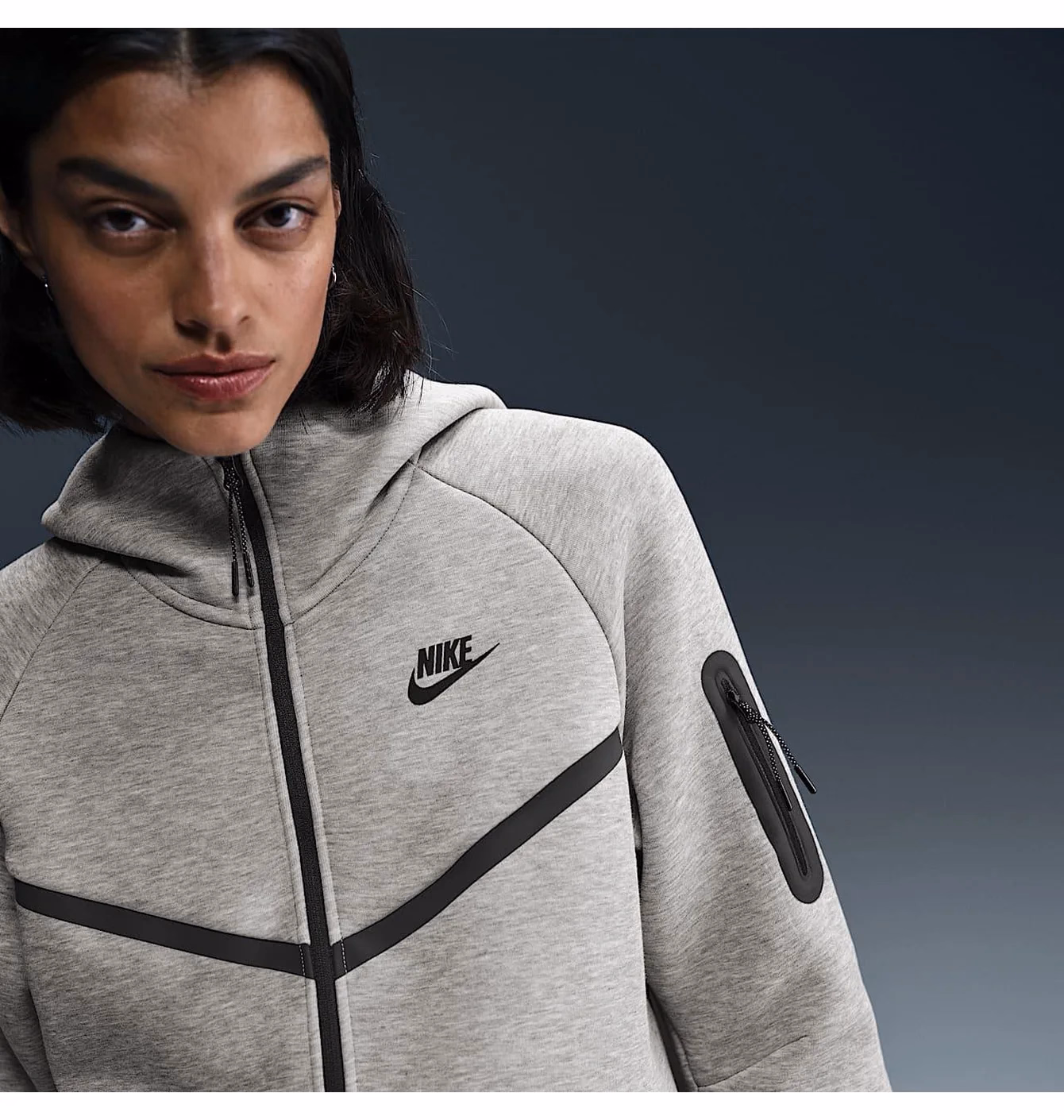 Спортивний костюм жіночий Nike Tech Fleece Grey HV6747-063__HV6779-063 — фото 6