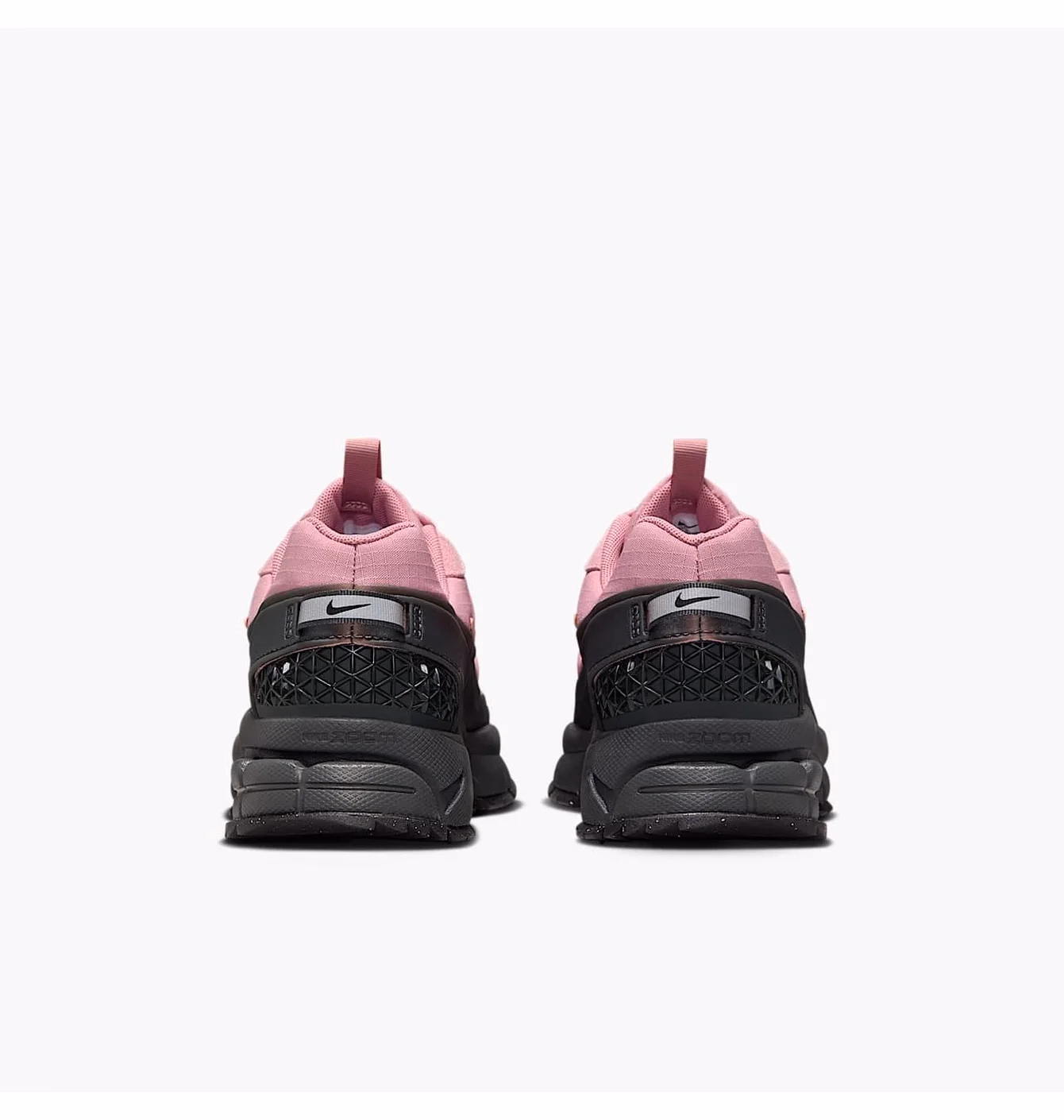 Кросівки жіночі Nike Zoom Vomero Roam Pink HQ2181-003 — фото 7