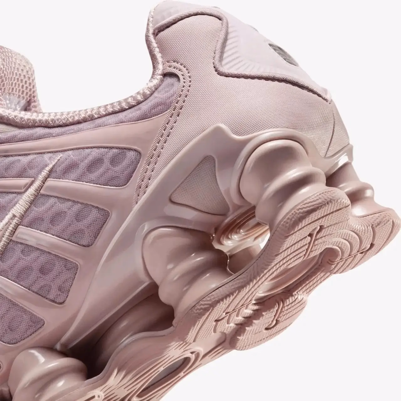 Кросівки жіночі Nike Shox TL"Particle Rose/Metallic Silver" AR3566-601 — фото 4