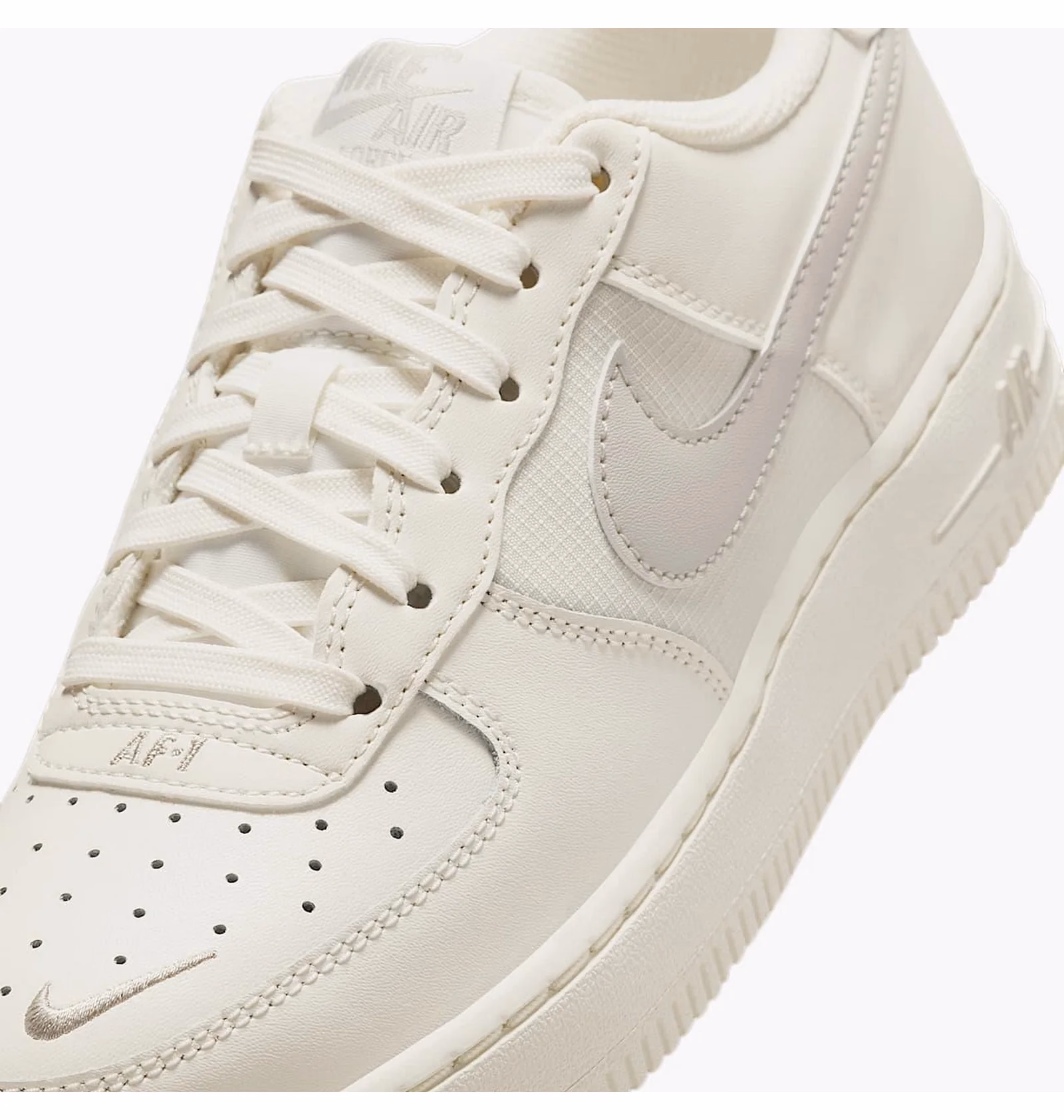Кросівки жіночі Nike Air Force 1 Lv8 4 Bg White IB7688-100 — фото 6