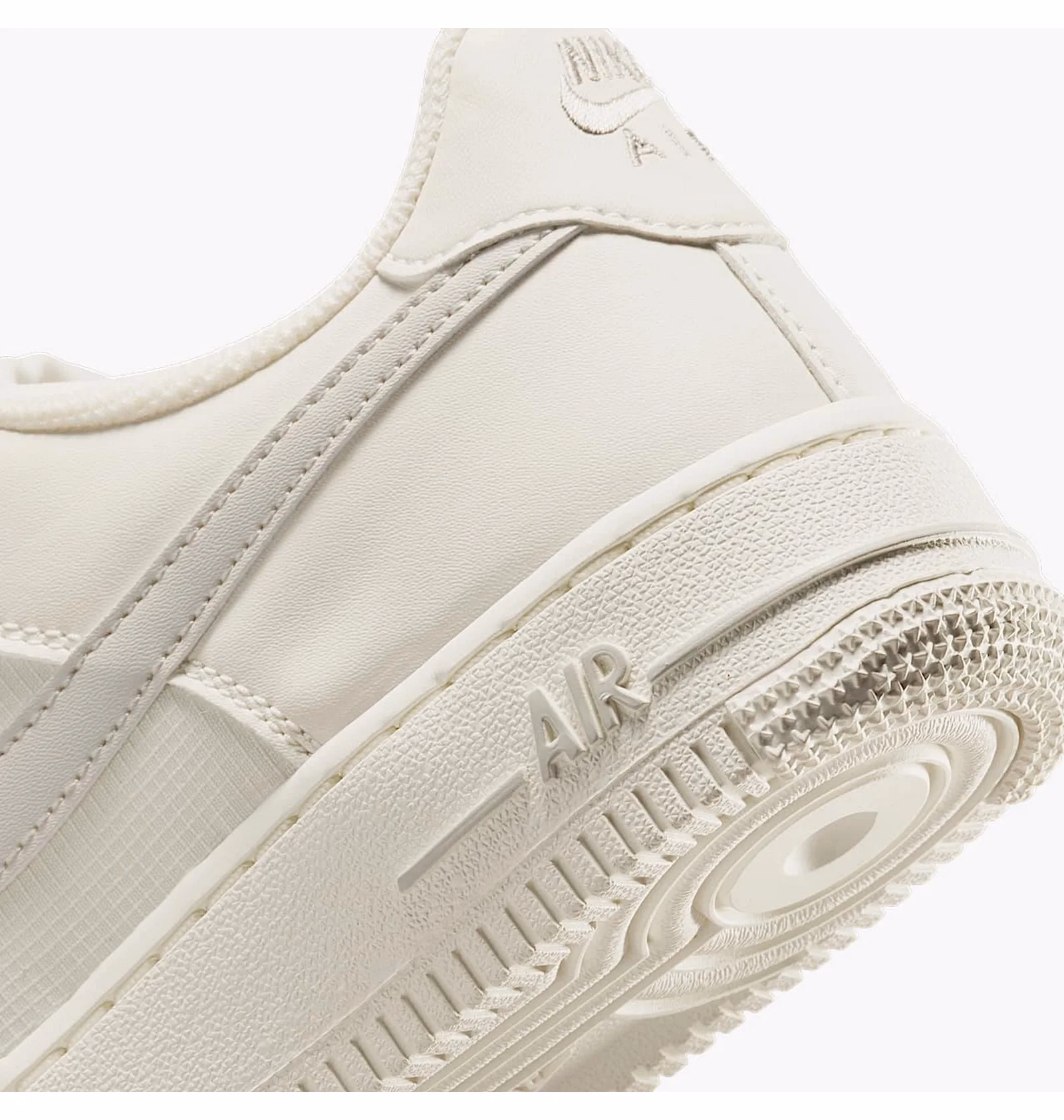 Кросівки жіночі Nike Air Force 1 Lv8 4 Bg White IB7688-100 — фото 7