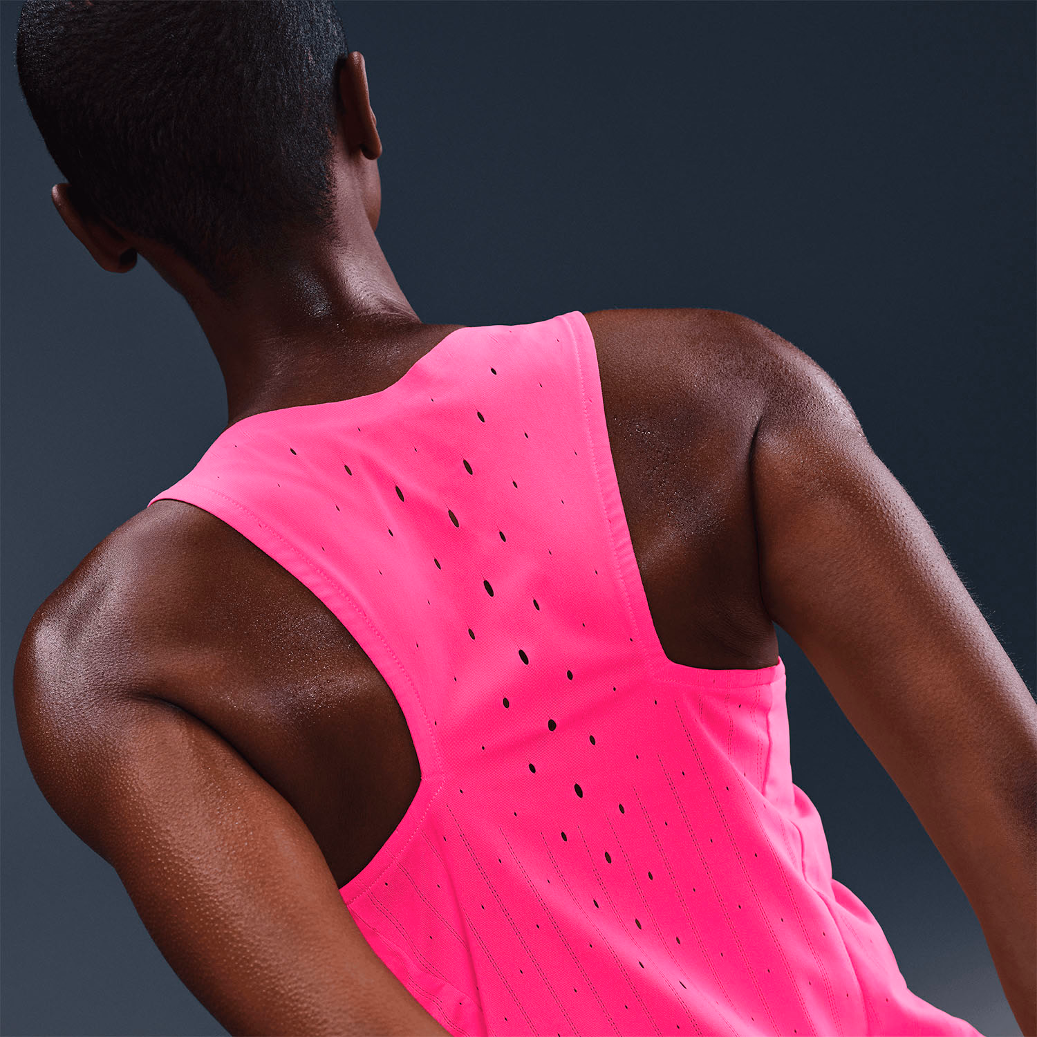 Майка жіноча Nike AeroSwift Women's Dri-FIT ADV Running Vest FN2504-645 — фото 4