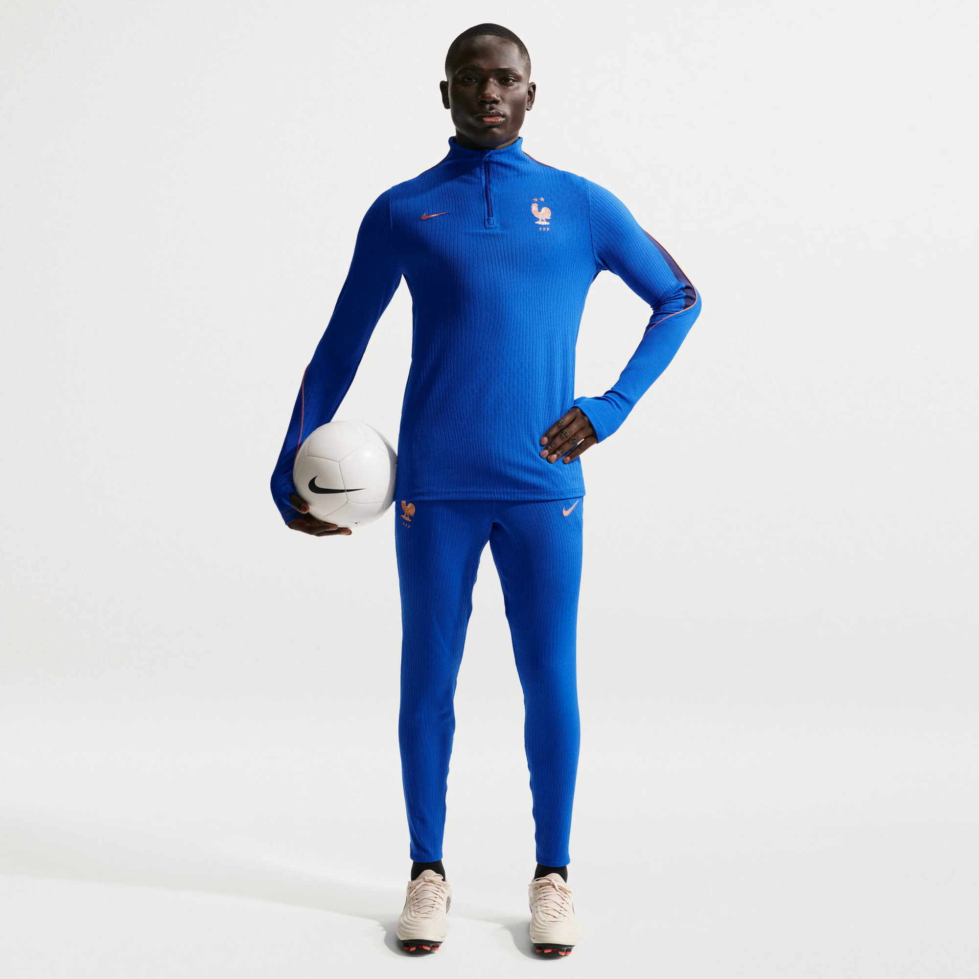 Штани чоловічі Nike France Dri-Fit Elite Strike Pants IB6178-480 — основне фото