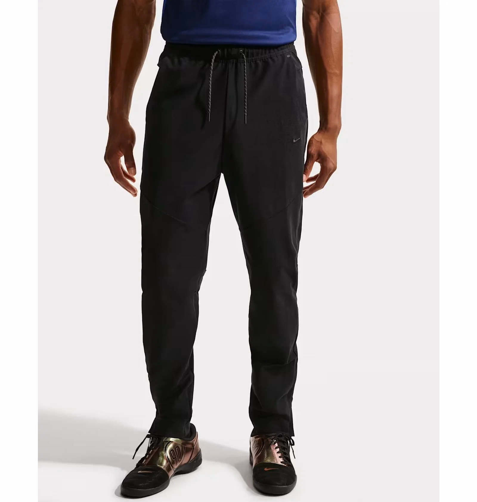 Штани чоловічі Nike Tech Men's Dri-FIT Shori Knit Pants - Grey IF1404-060 — основне фото
