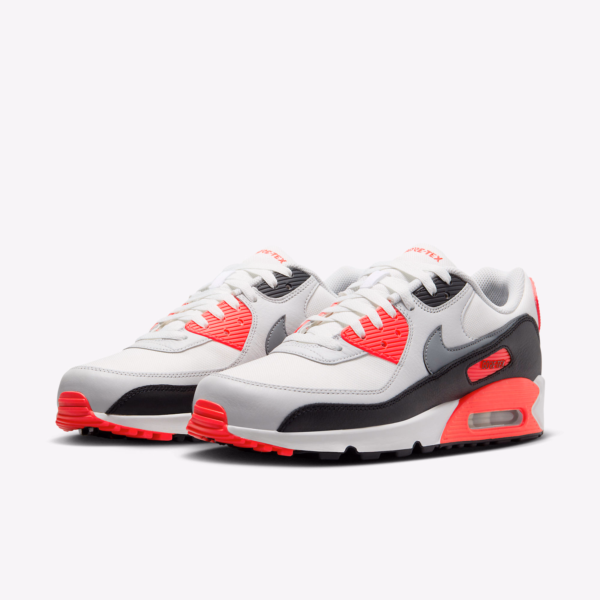 Кросівки чоловічі Nike Air Max 90 Gtx Grey/Black FD5810-101 — фото 2