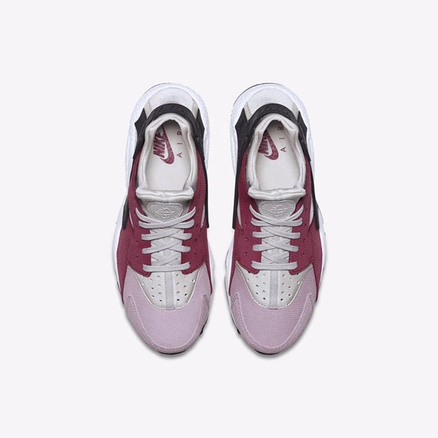 Кросівки жіночі Air Huarache 683818-006 — фото 3