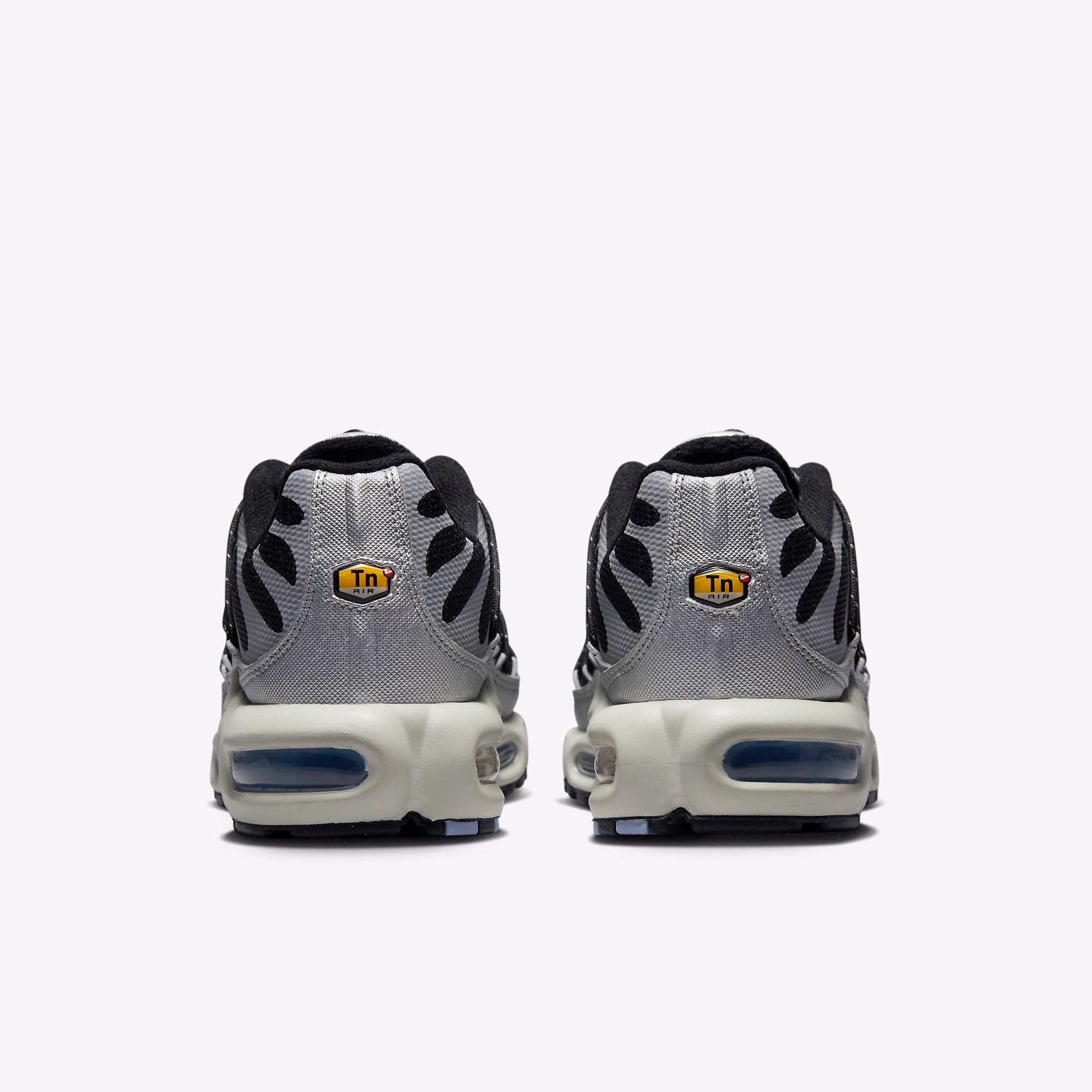 Кросівки чоловічі Nike Air Max Plus Toggle “Metallic Silver” FD0799-001 — фото 6