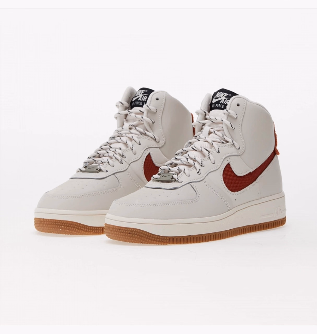 Кросівки жіночі Nike Air Force 1 Sculpt Wild FB7960-001 — фото 2