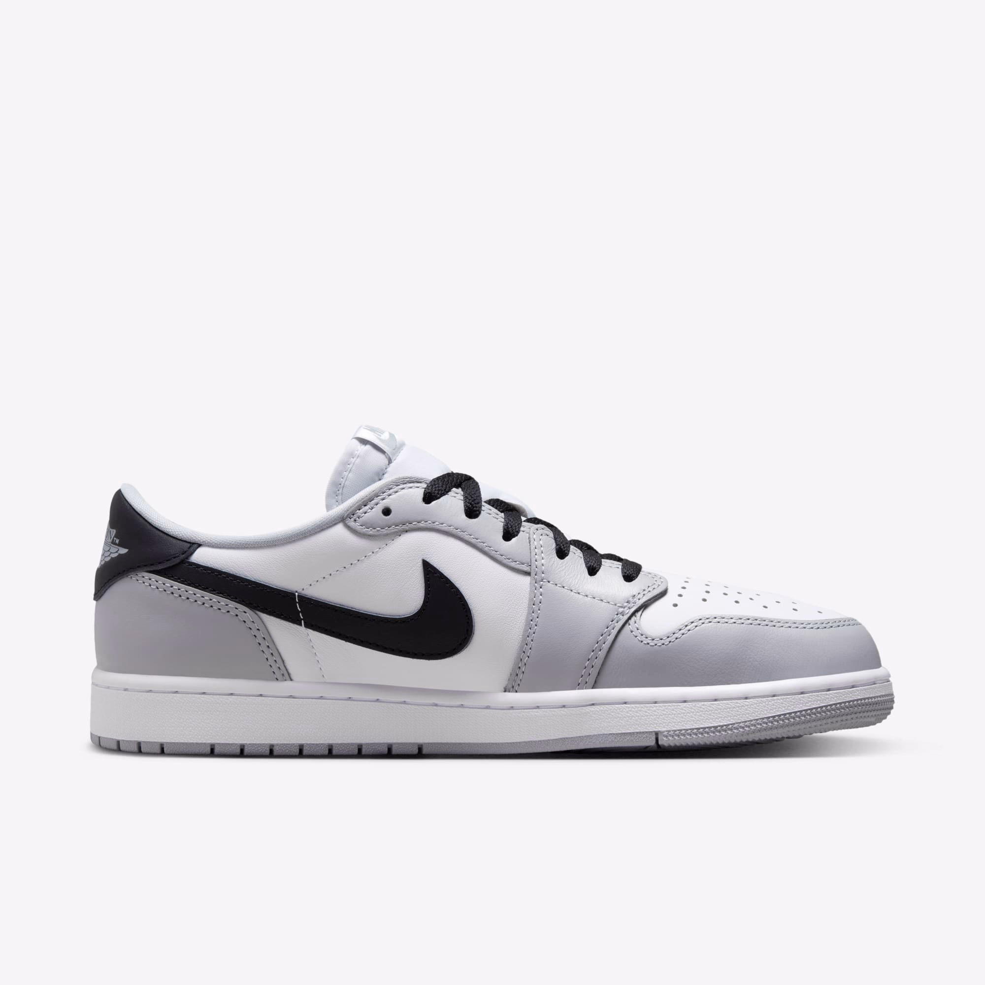 Кросівки чоловічі Air Jordan 1 Low OG «Wolf Grey and White» CZ0790-110 — фото 3