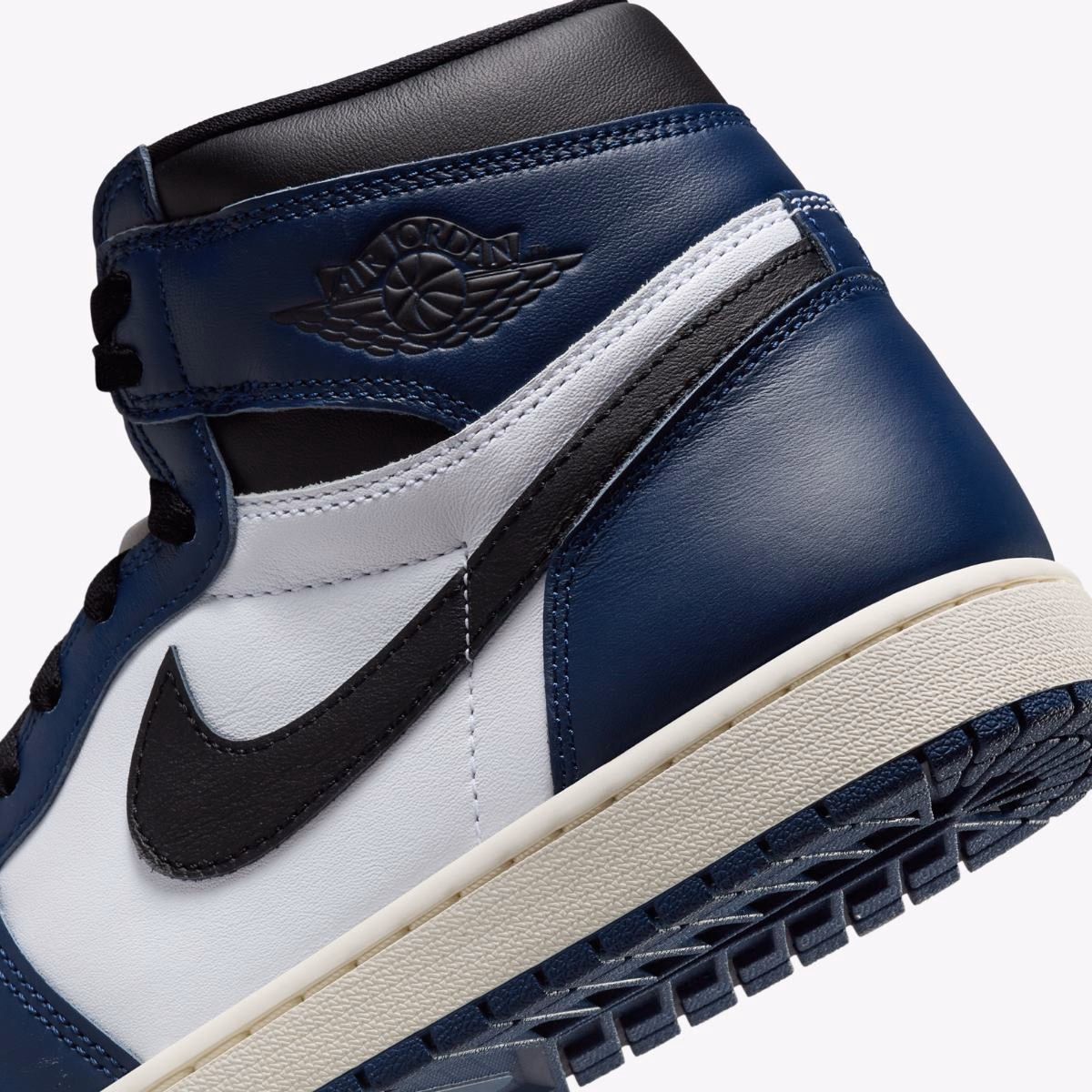 Кросівки чоловічі Air Jordan 1 Retro High OG ‘Midnight Navy’ DZ5485-401 — фото 5