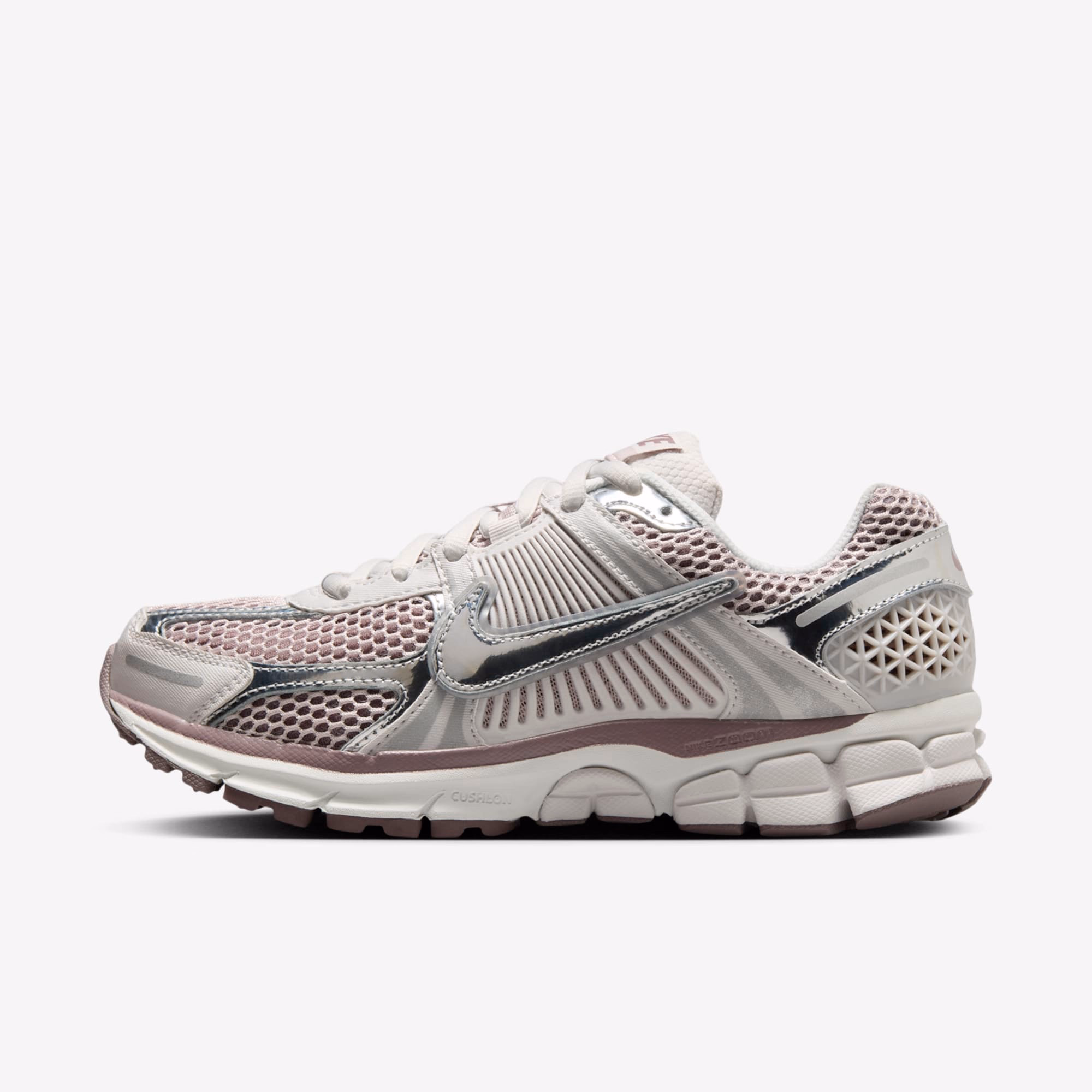 Кросівки жіночі Nike Zoom Vomero 5 White HV6417-001