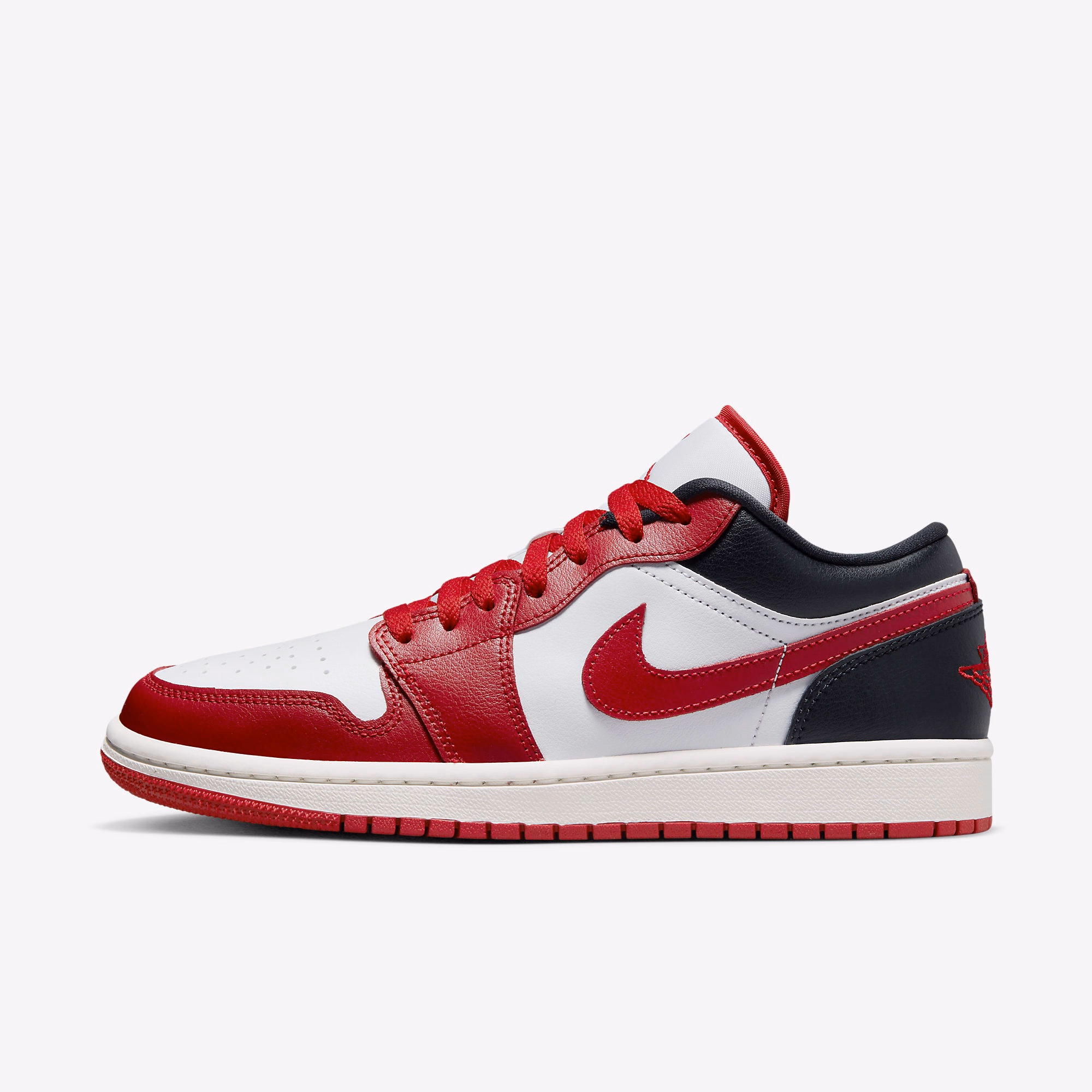 Кросівки чоловічі Air Jordan 1 "WHITE/BLACK/SAIL/GYM RED" DC0774-160