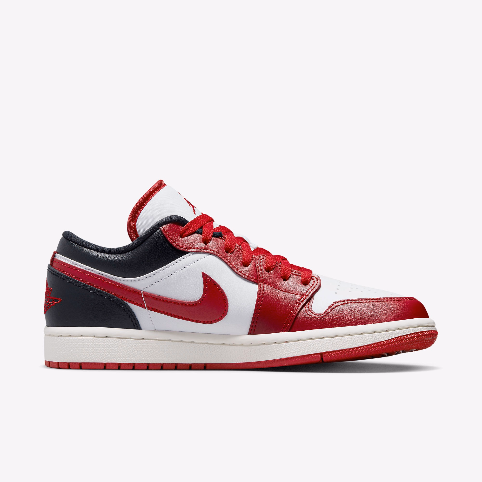 Кросівки чоловічі Air Jordan 1 "WHITE/BLACK/SAIL/GYM RED" DC0774-160 — фото 3