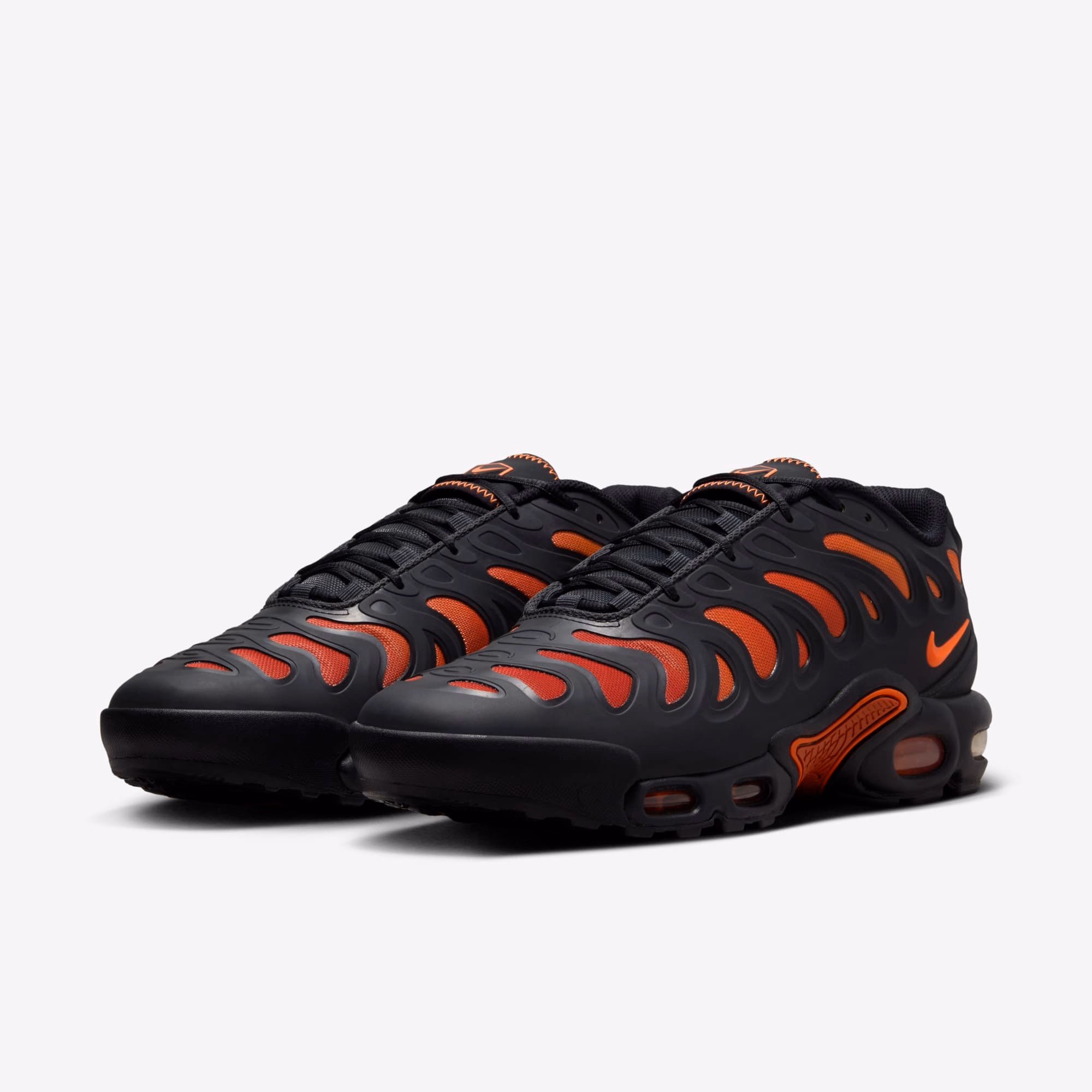 Кросівки чоловічі Nike Air Max Plus Drift Black/Orange FD4290-010 — фото 2