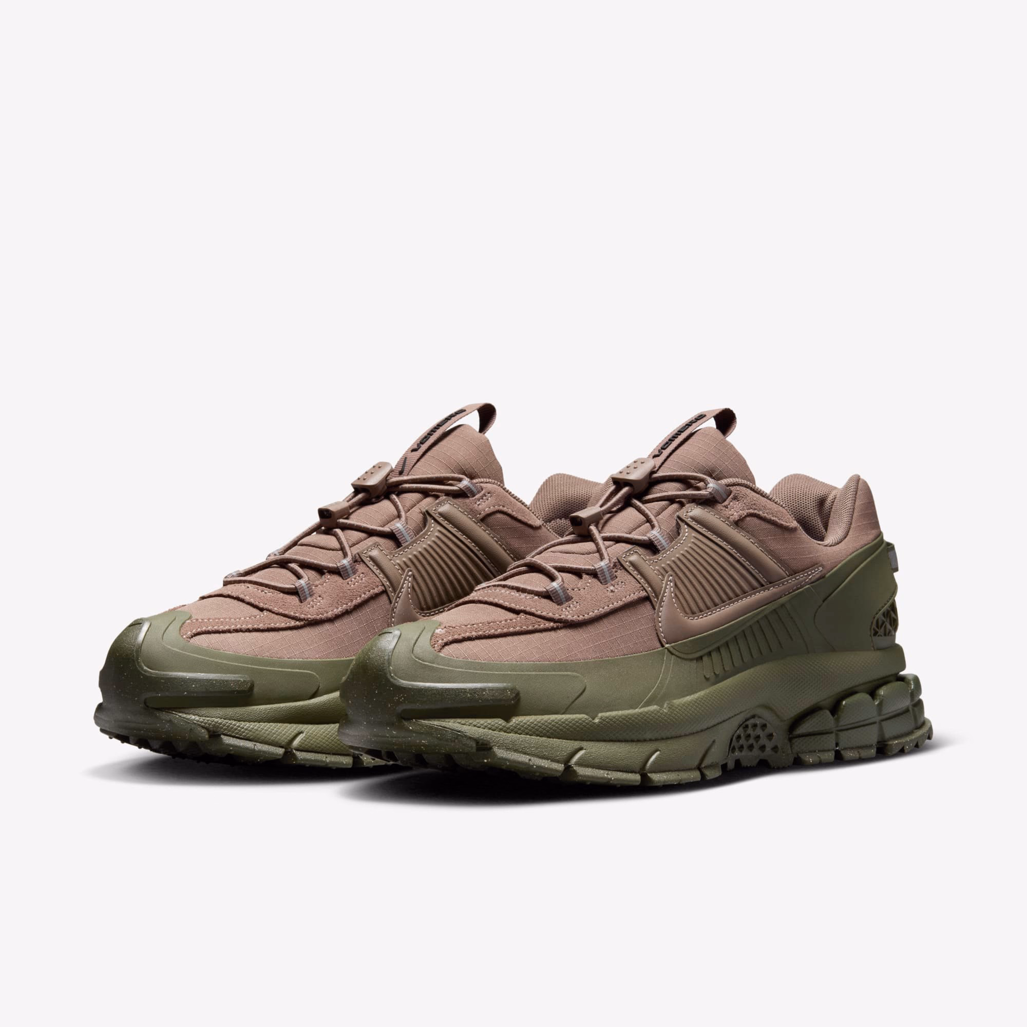 Кросівки жіночі Nike Zoom Vomero Roam Brown/Green FV2295-201 — фото 2