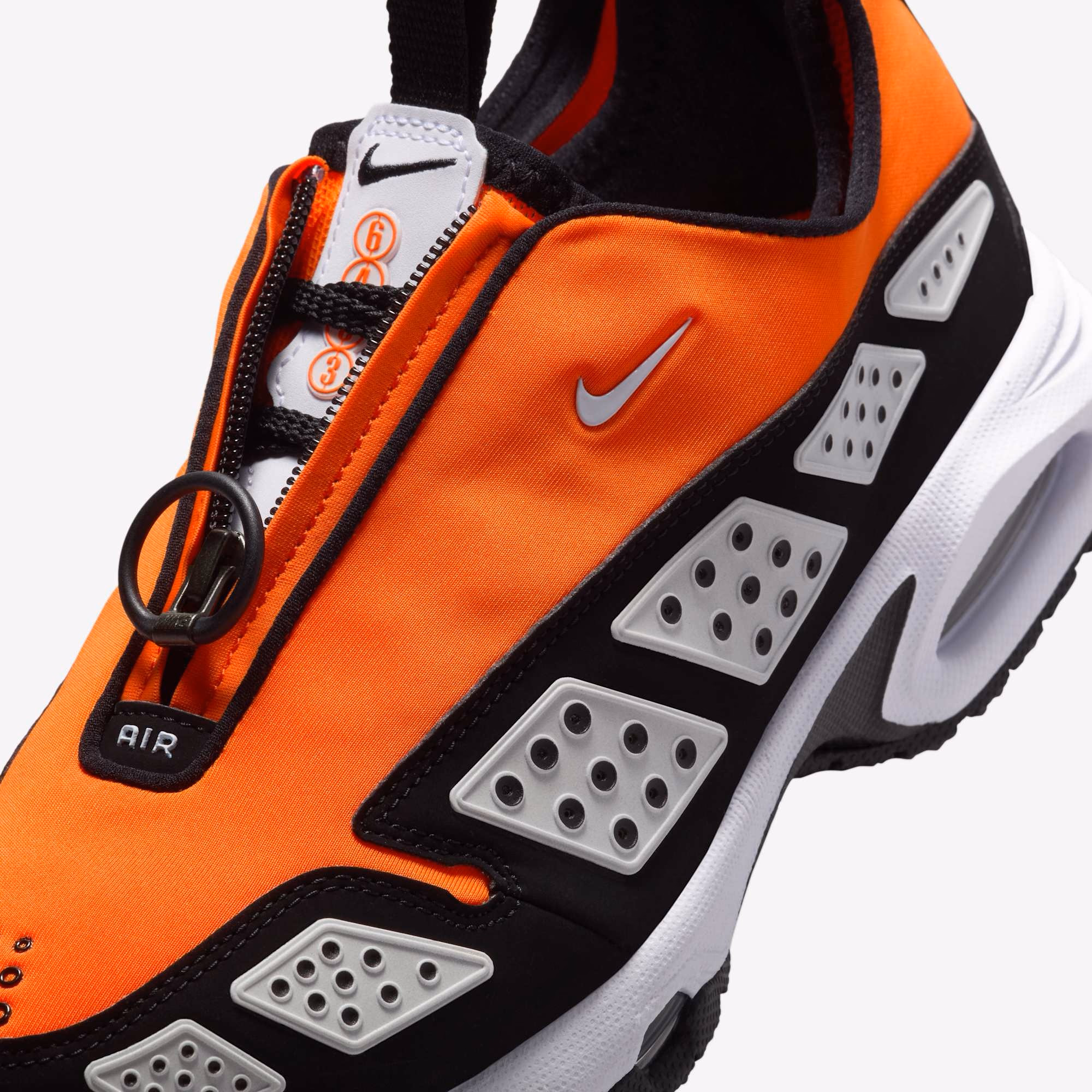 Кросівки жіночі Nike Air Max SNDR “Safety Orange” FZ2068-800 — фото 4