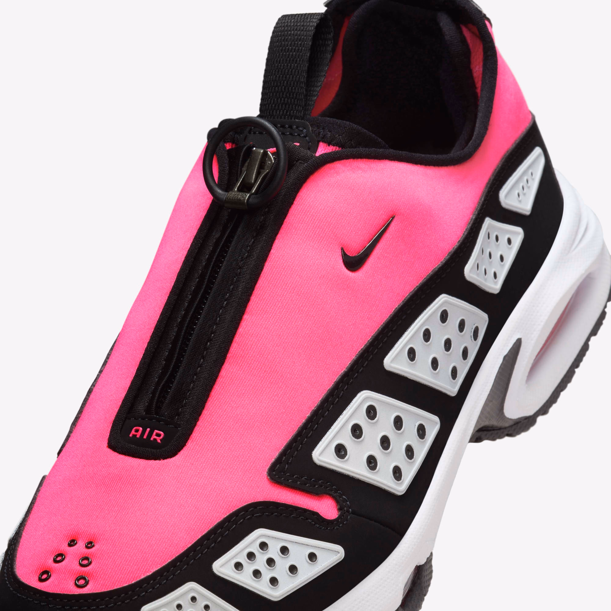 Кросівки жіночі Nike Air Max Sndr Pink/Black FZ2068-600 — фото 4