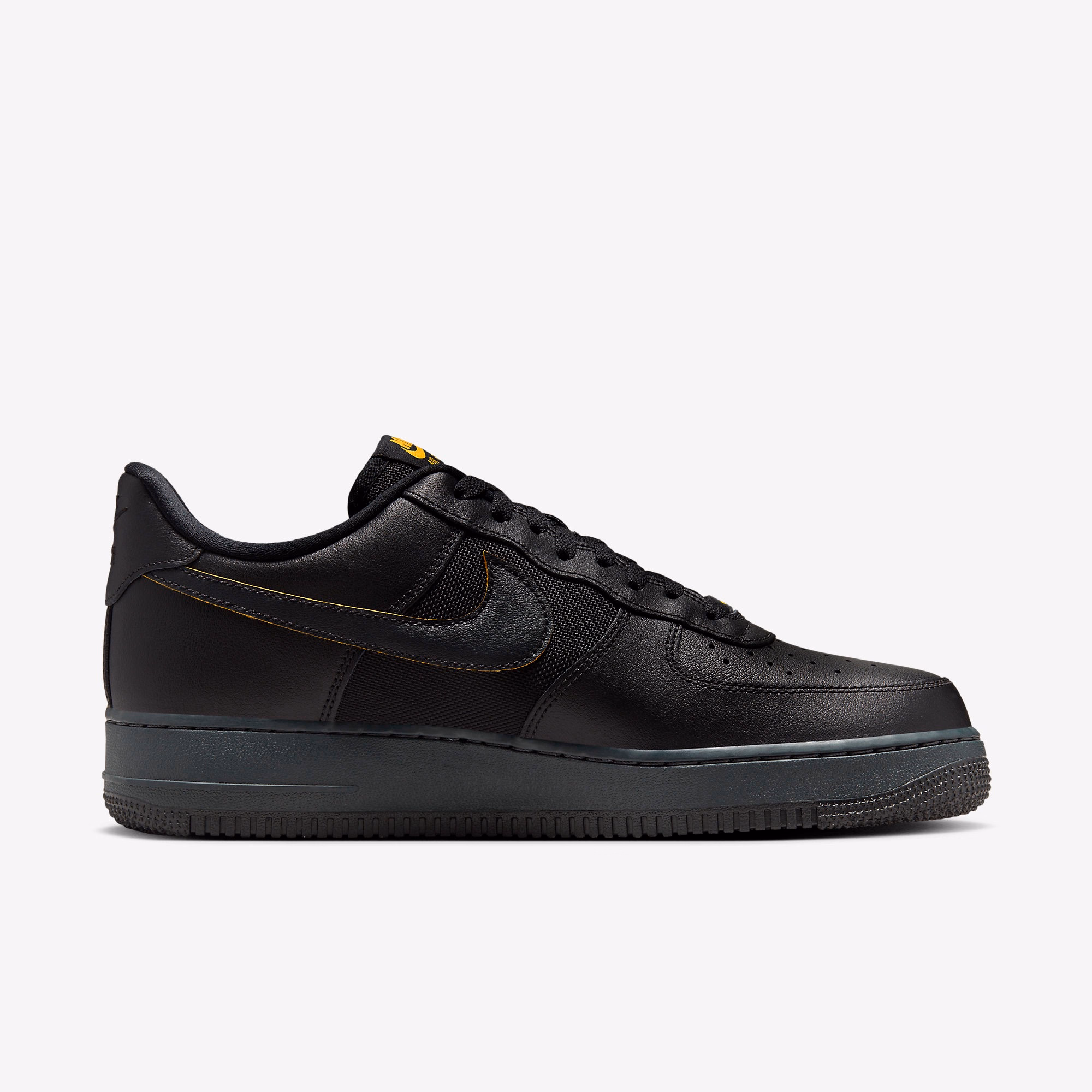Кросівки чоловічі Nike Air Force 1 07 Black FZ4617-001 — фото 3