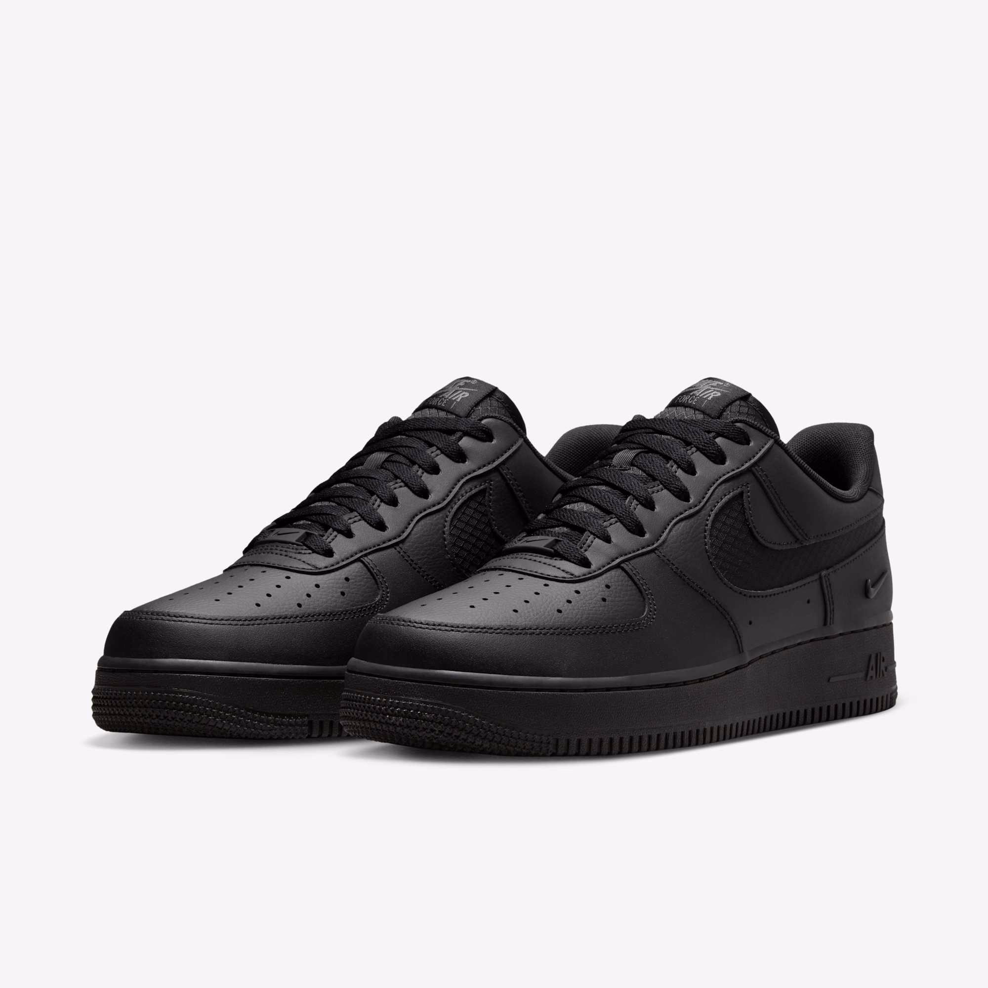 Кросівки чоловічі Nike Air Force 1 07 Lv8 Black IH4452-001 — фото 2