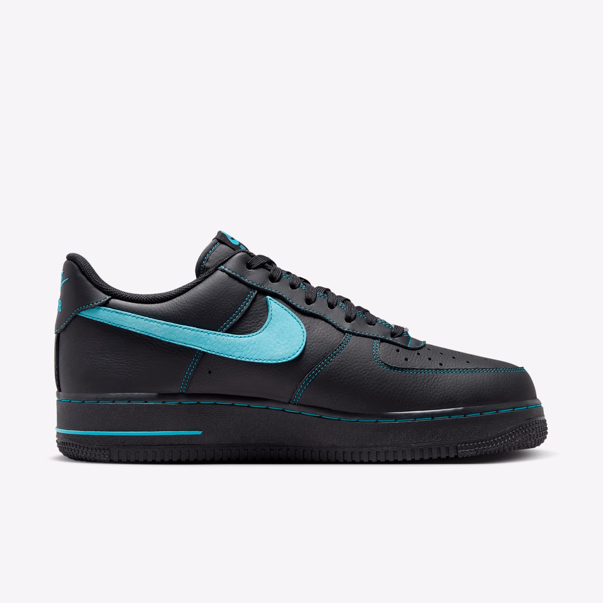 Кросівки чоловічі Nike Air Force 1 Low Black HQ2037-002 — фото 3
