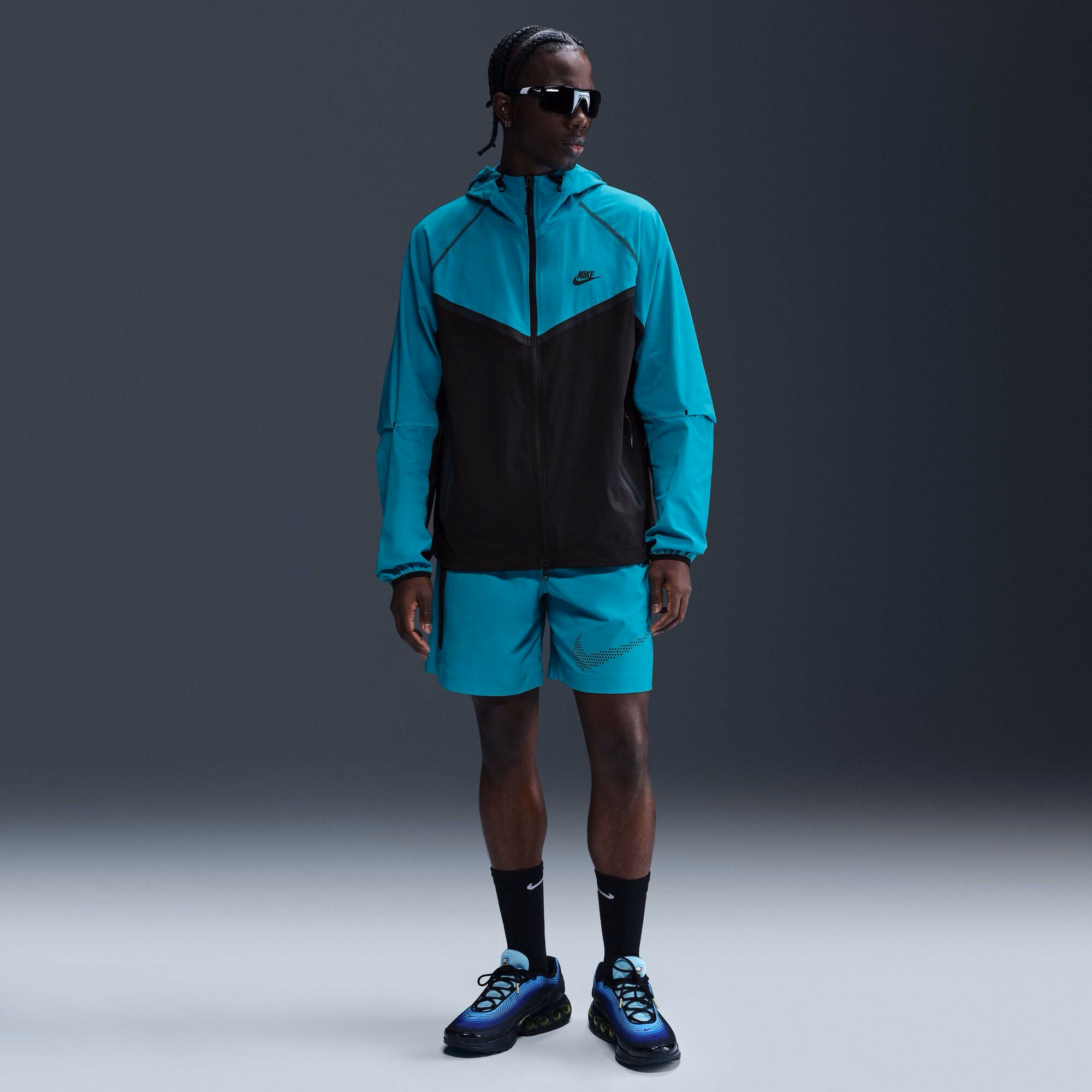 Куртка чоловіча Nike Tech Men's Woven Windrunner Full-Zip Jacket HM7151-345 — фото 2
