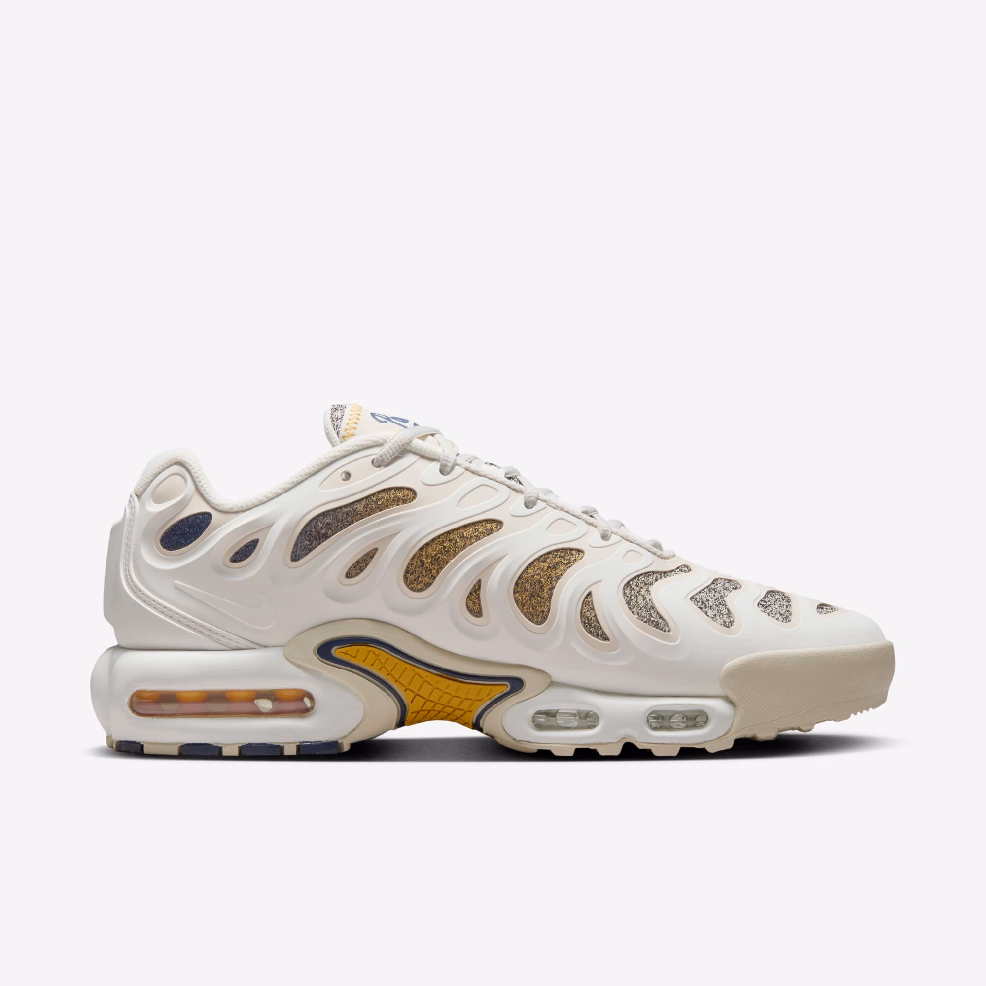 Кросівки чоловічі Nike TN Air Max Plus Drift Phantom FZ4748-100 — фото 3