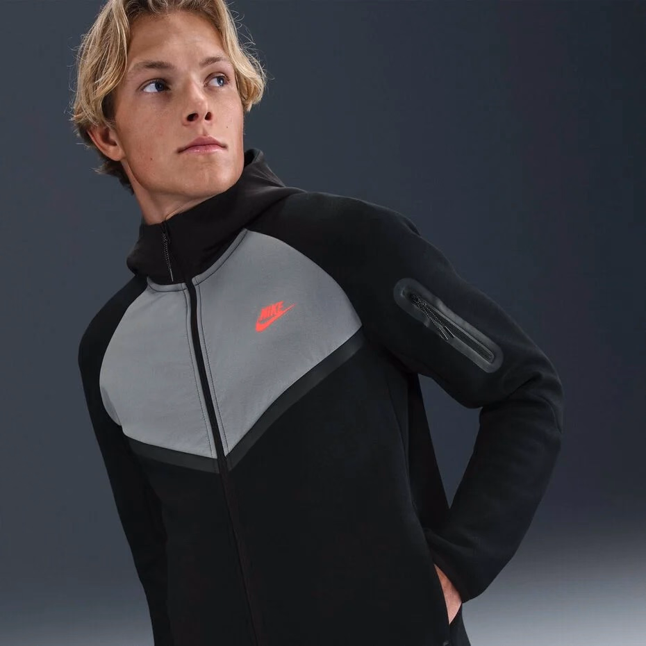 Толстовка чоловіча Nike Tech Fleece Black/Grey IH4302-010