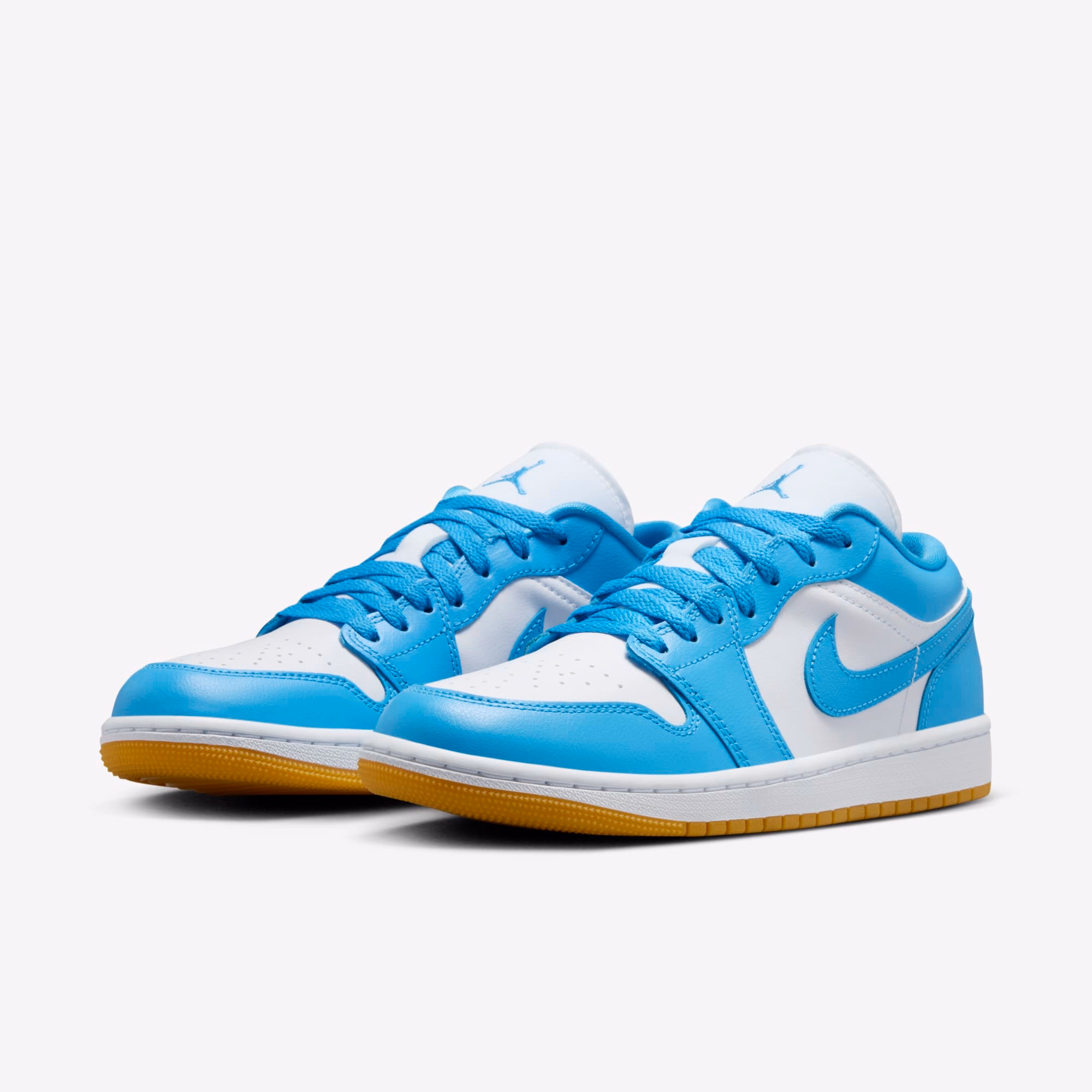 Кросівки жіночі Air Jordan 1 Low White/Blue DC0774-104 — фото 2