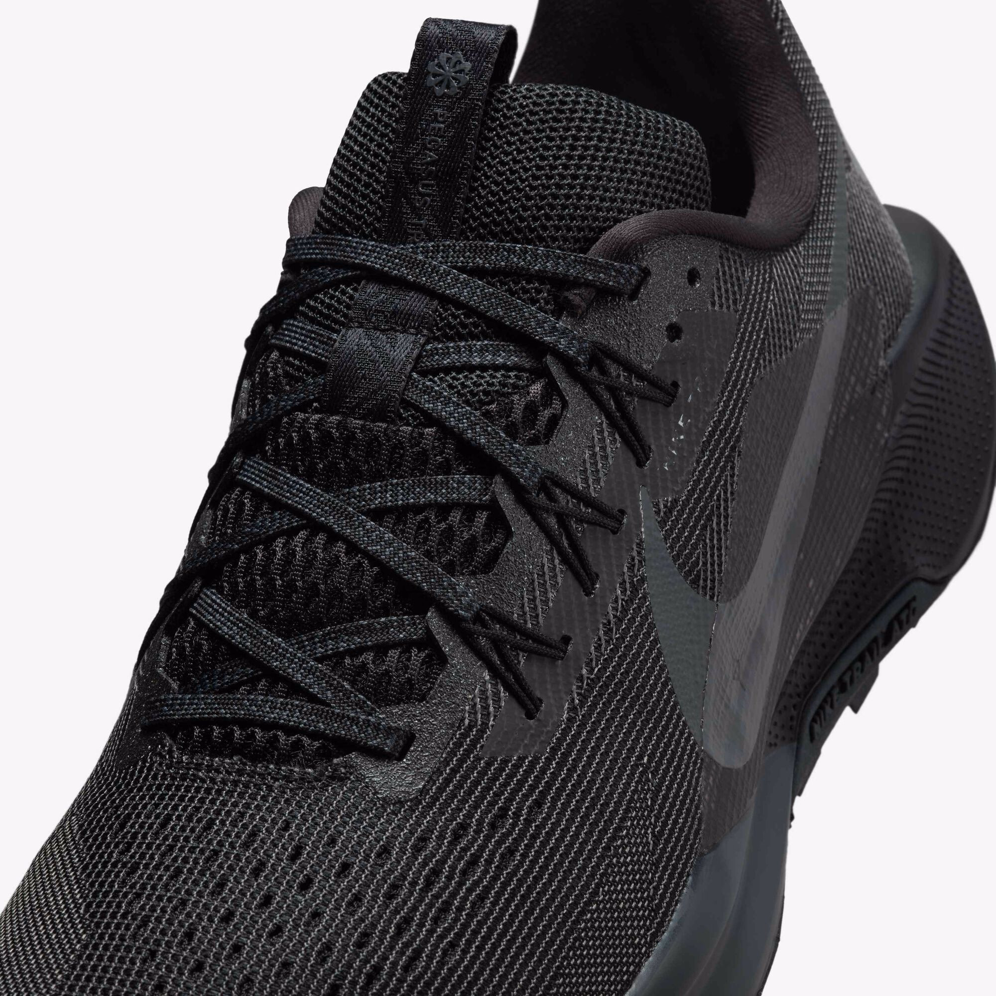 Кросівки чоловічі Nike React X Pegasus Trail 5 Black DV3864-002 — фото 4