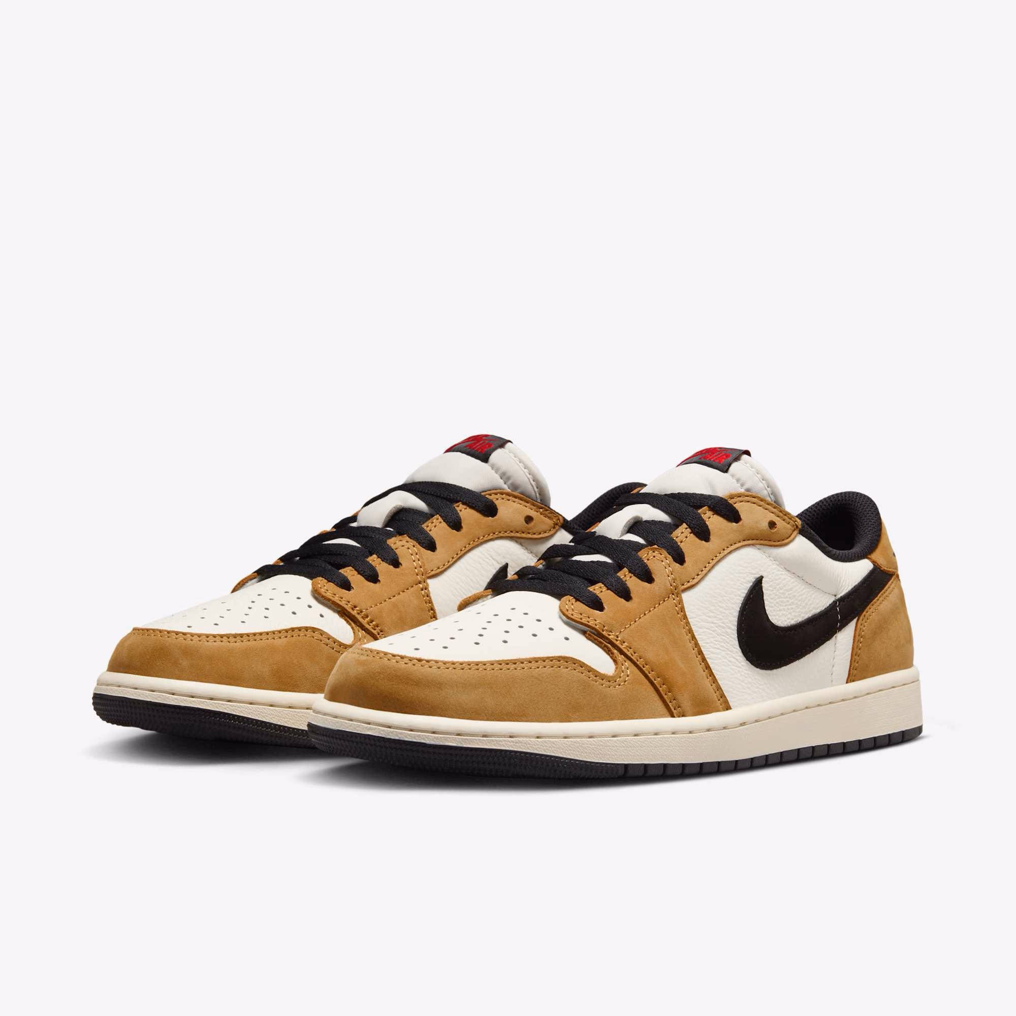 Кросівки чоловічі Air Jordan 1 Low Og White/Yellow CZ0790-107 — фото 2