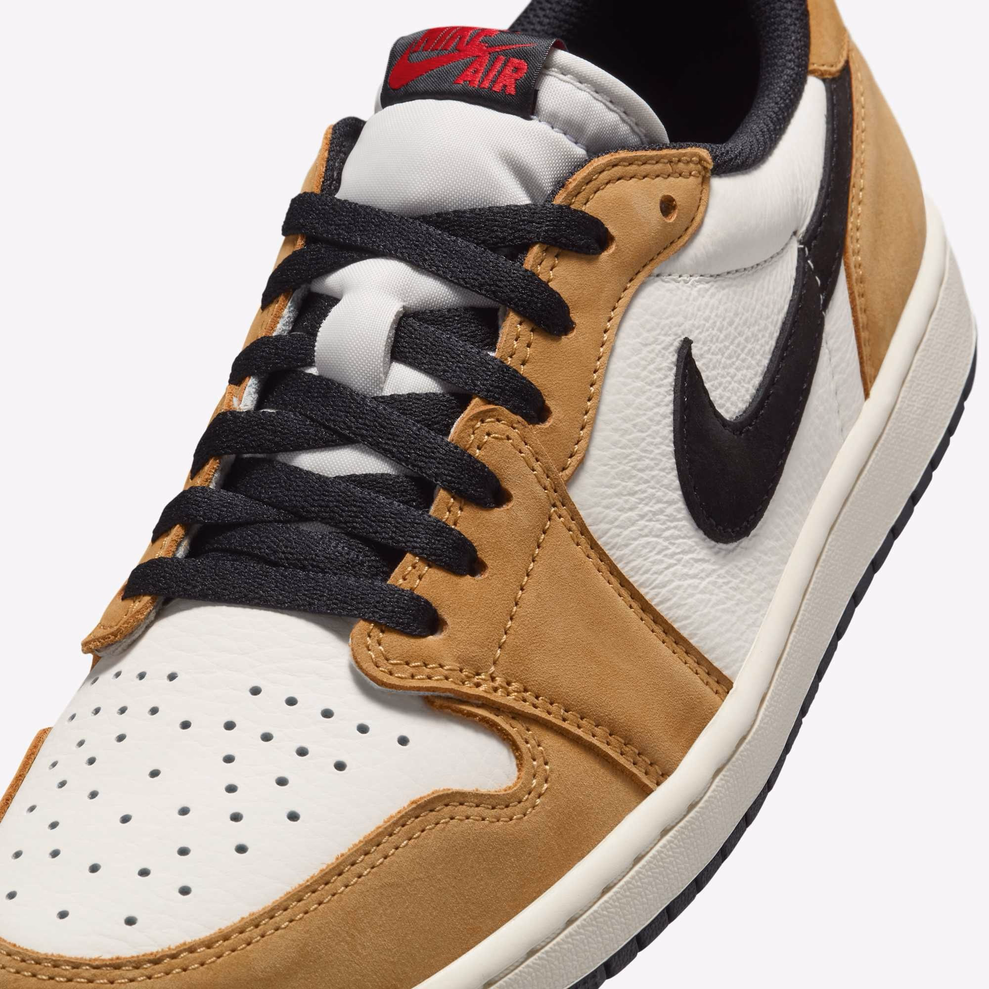 Кросівки чоловічі Air Jordan 1 Low Og White/Yellow CZ0790-107 — фото 4