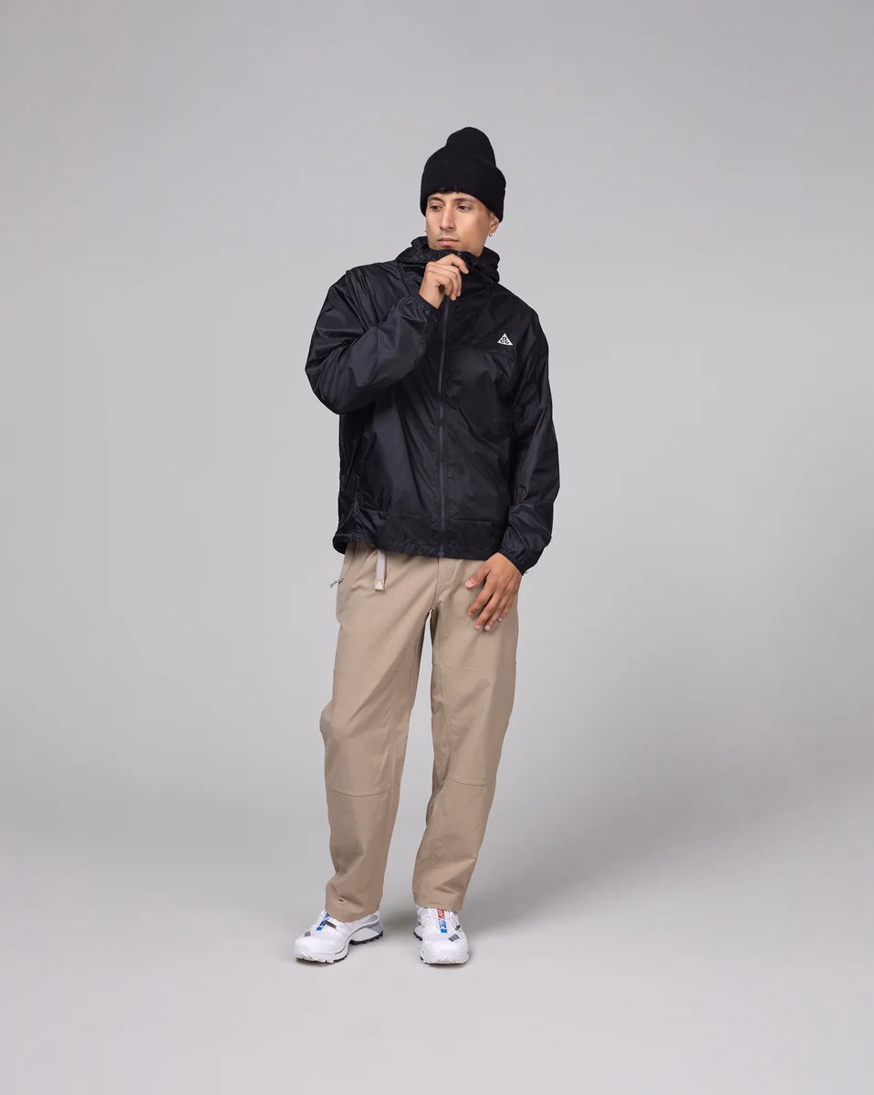 Куртка чоловіча Nike Acg Cinder Cone MenS Windproof Jacket Black DB0978-015 — фото 4