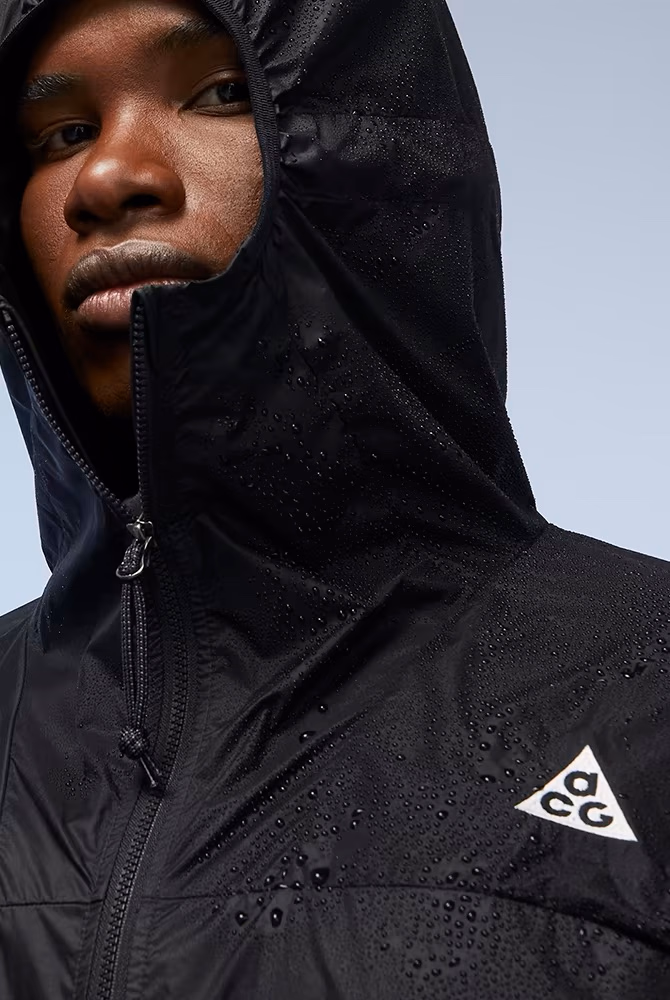 Куртка чоловіча Nike Acg Cinder Cone MenS Windproof Jacket Black DB0978-015 — фото 2