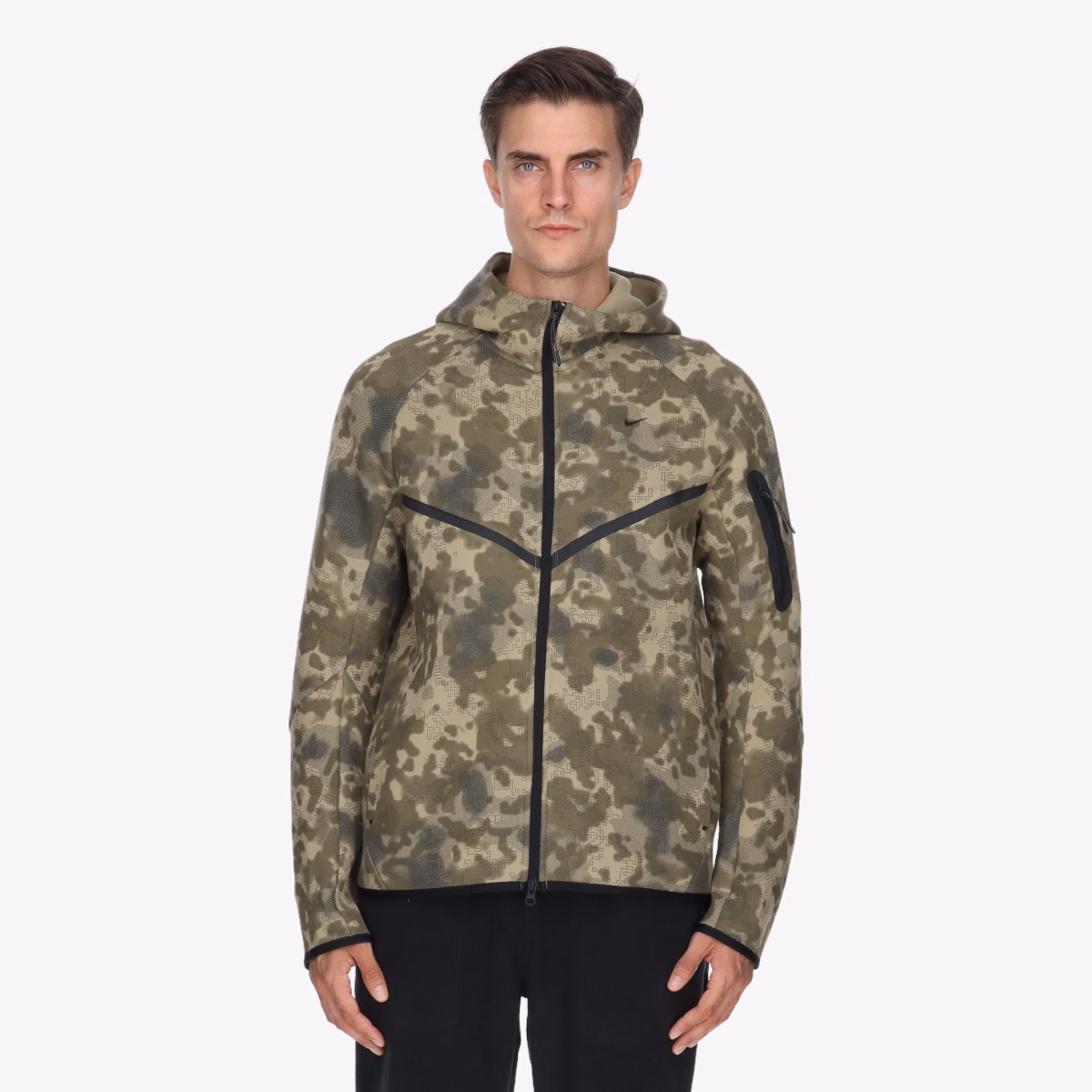 Толстовка чоловіча Nike Tech Fleece Camo/Beige HV0955-276 — фото 2