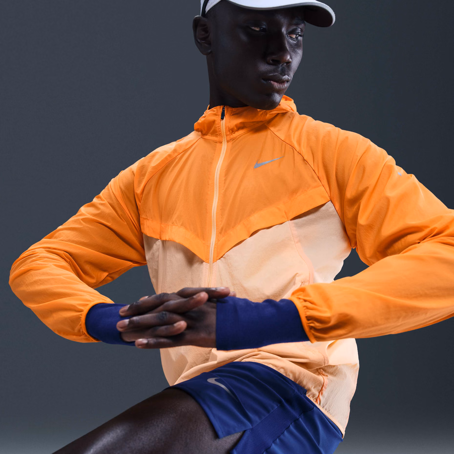 Куртка чоловіча Nike Stride Men's Repel UV Running Jacket HV4548-873