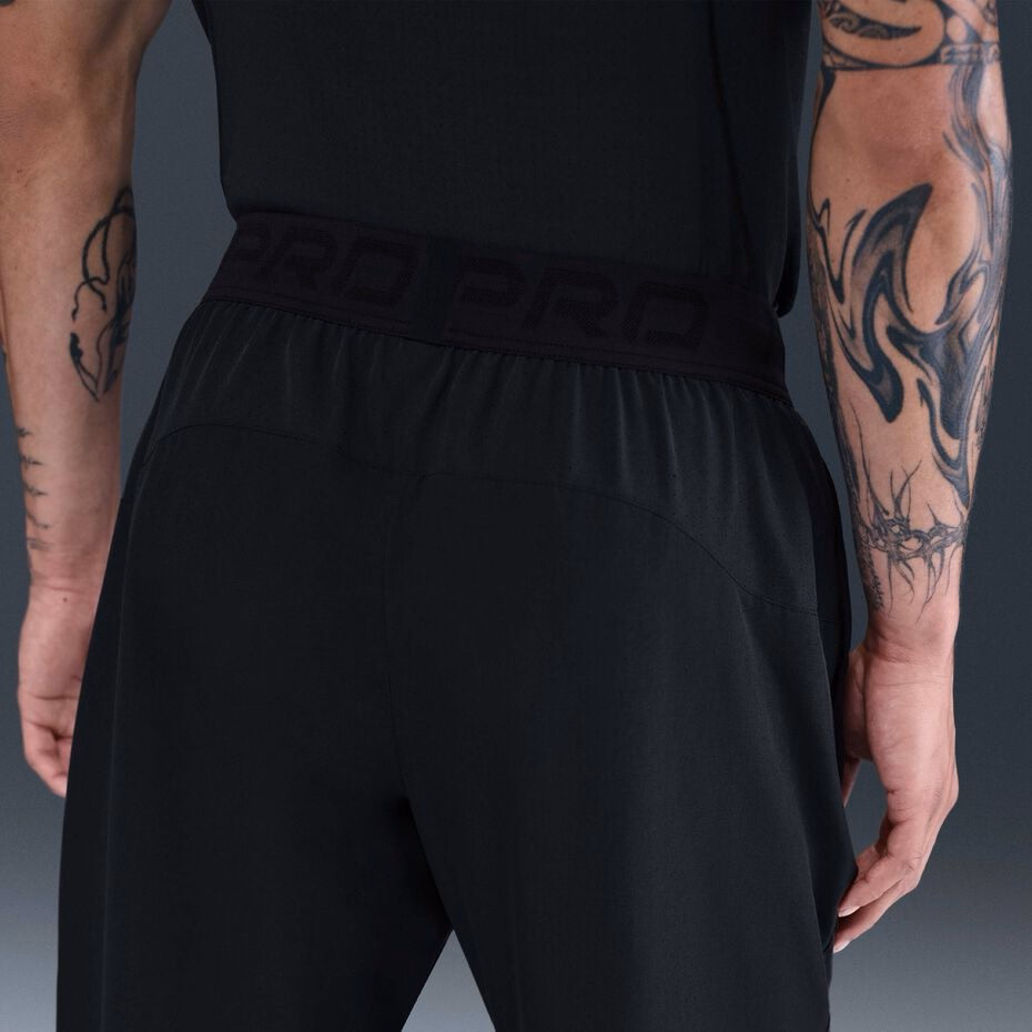 Штани чоловічі Nike Pro Training Men's Dri-FIT Trouser HV0424-010 — фото 4