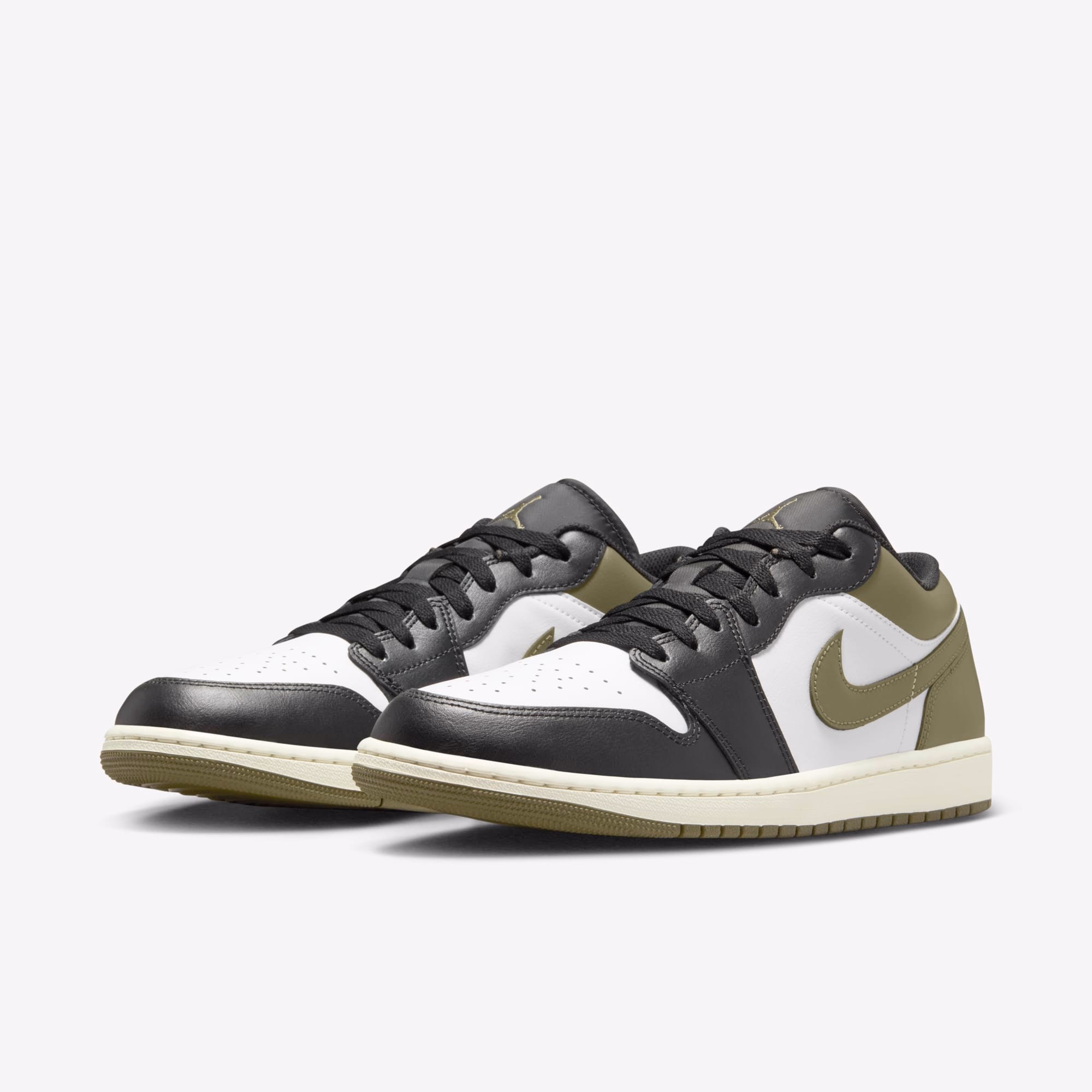 Кросівки чоловічі Air Jordan 1 Low White/Olive 553558-092 — фото 2