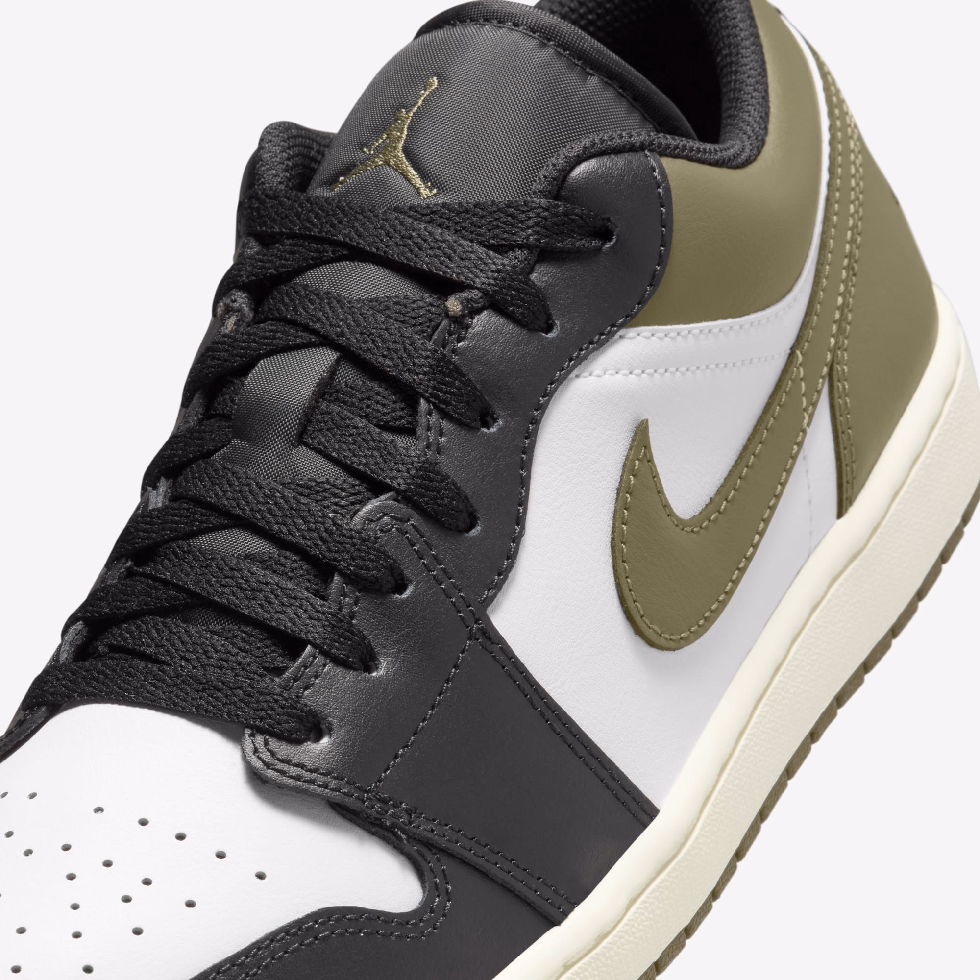 Кросівки чоловічі Air Jordan 1 Low White/Olive 553558-092 — фото 4