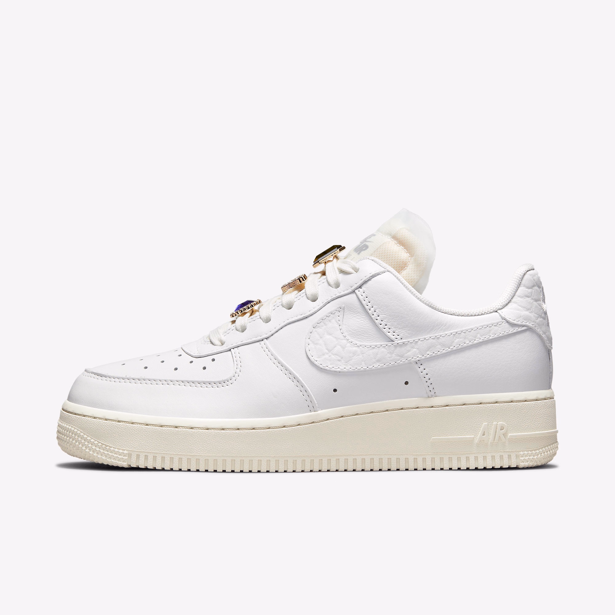 Кросівки жіночі Nike Air Force 1 Low Prm White DN5463-100