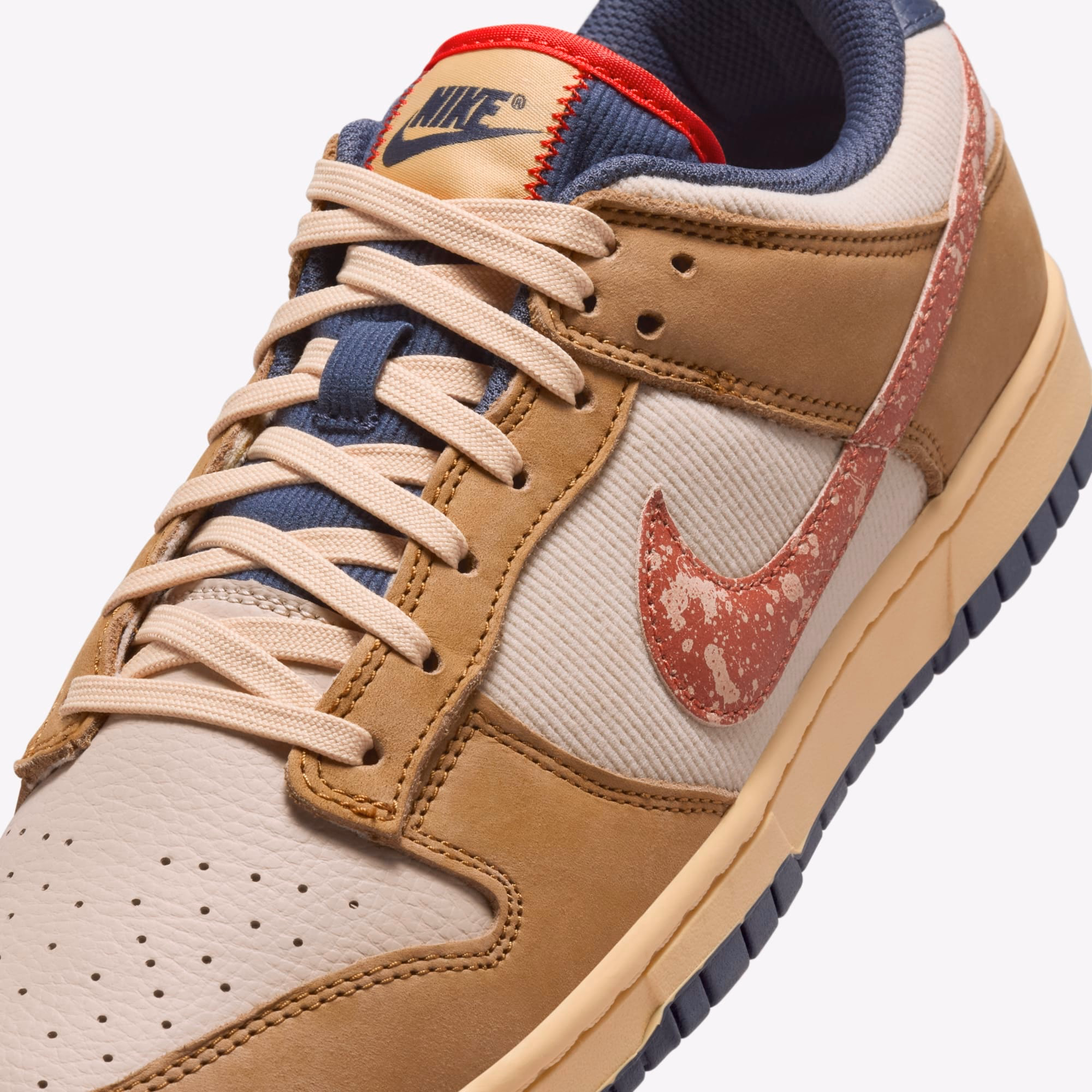 Кросівки чоловічі Nike Dunk Low Retro Se Beige/Brown HQ3640-790 — фото 4
